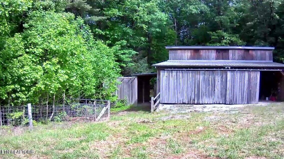 Tellico Plains, TN 37385,188 Dalton Rd