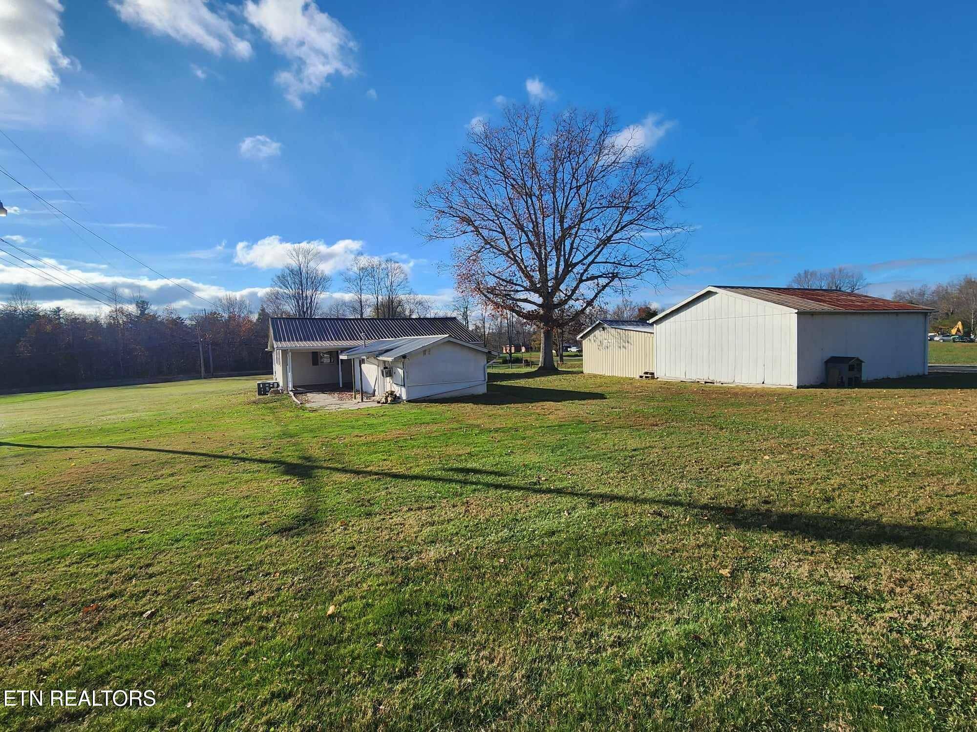 Deer Lodge, TN 37726,2703 Deer Lodge Hwy