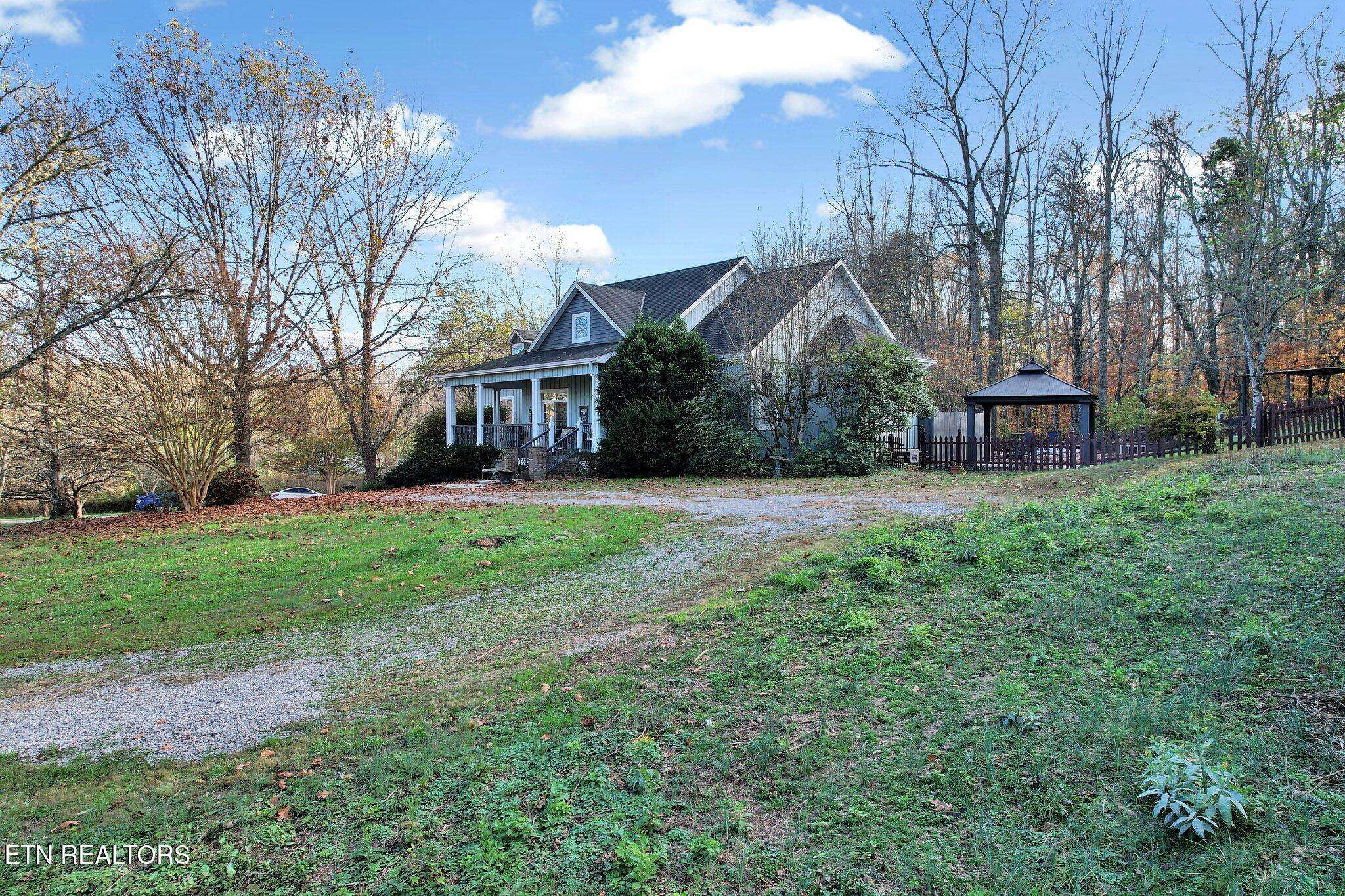 Clinton, TN 37716,164 Powder Mill LN