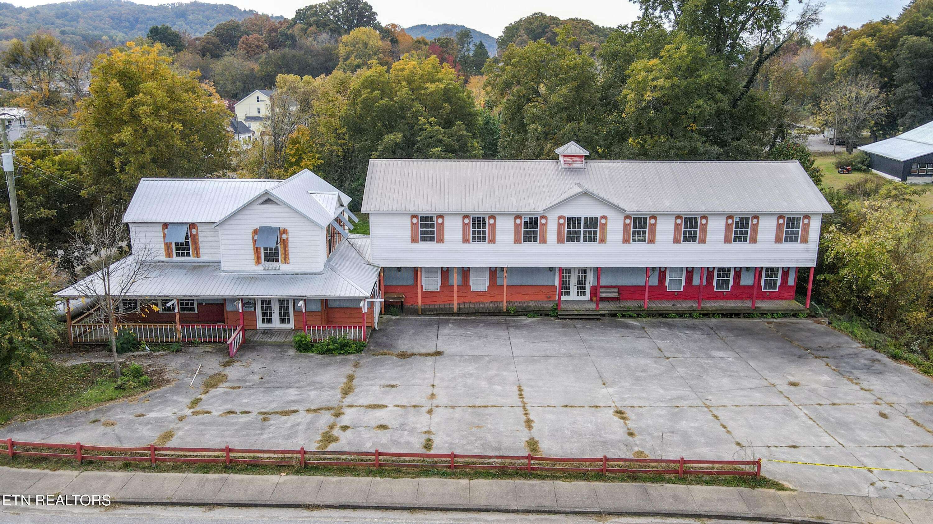 Tellico Plains, TN 37385,390 Cherohala Skyway