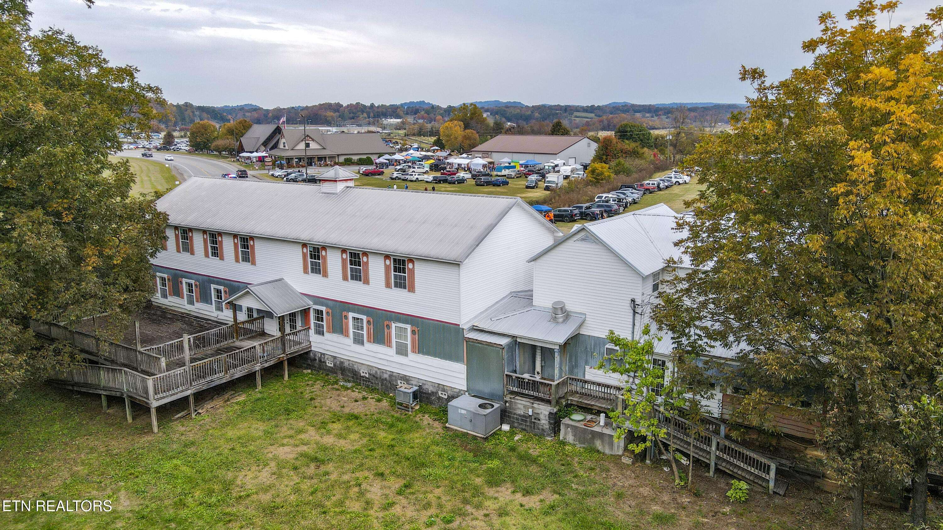 Tellico Plains, TN 37385,390 Cherohala Skyway