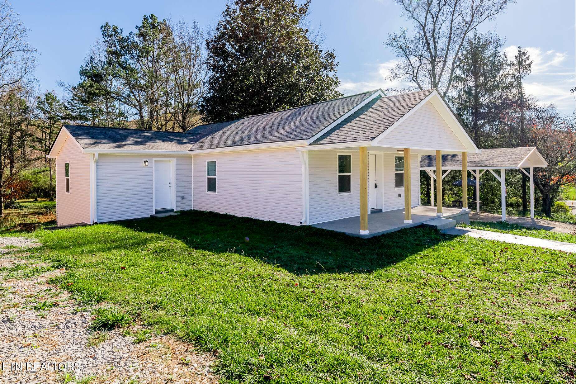 Oliver Springs, TN 37840,915 Kentucky St