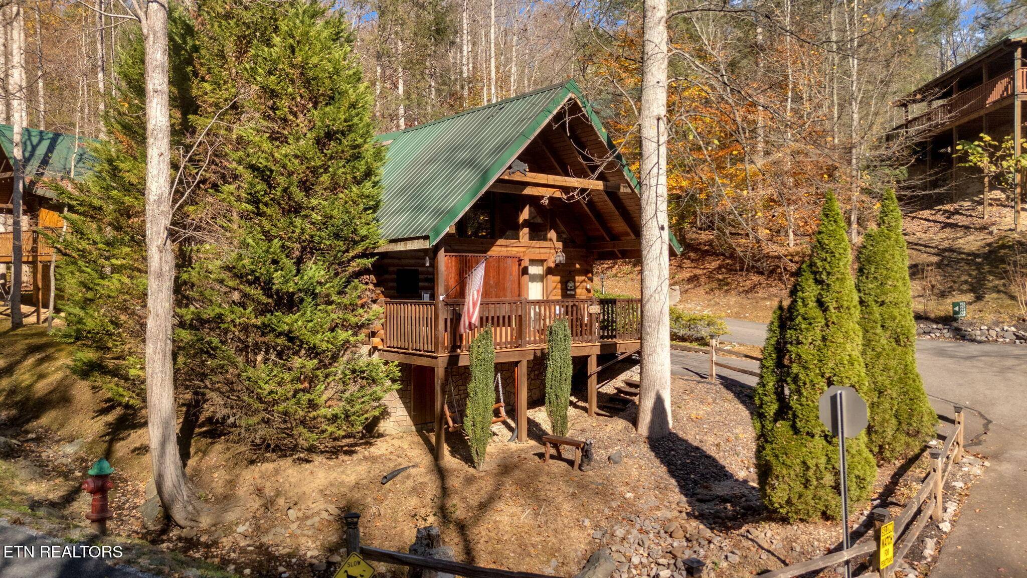 Gatlinburg, TN 37738,703 Poplar Falls WAY