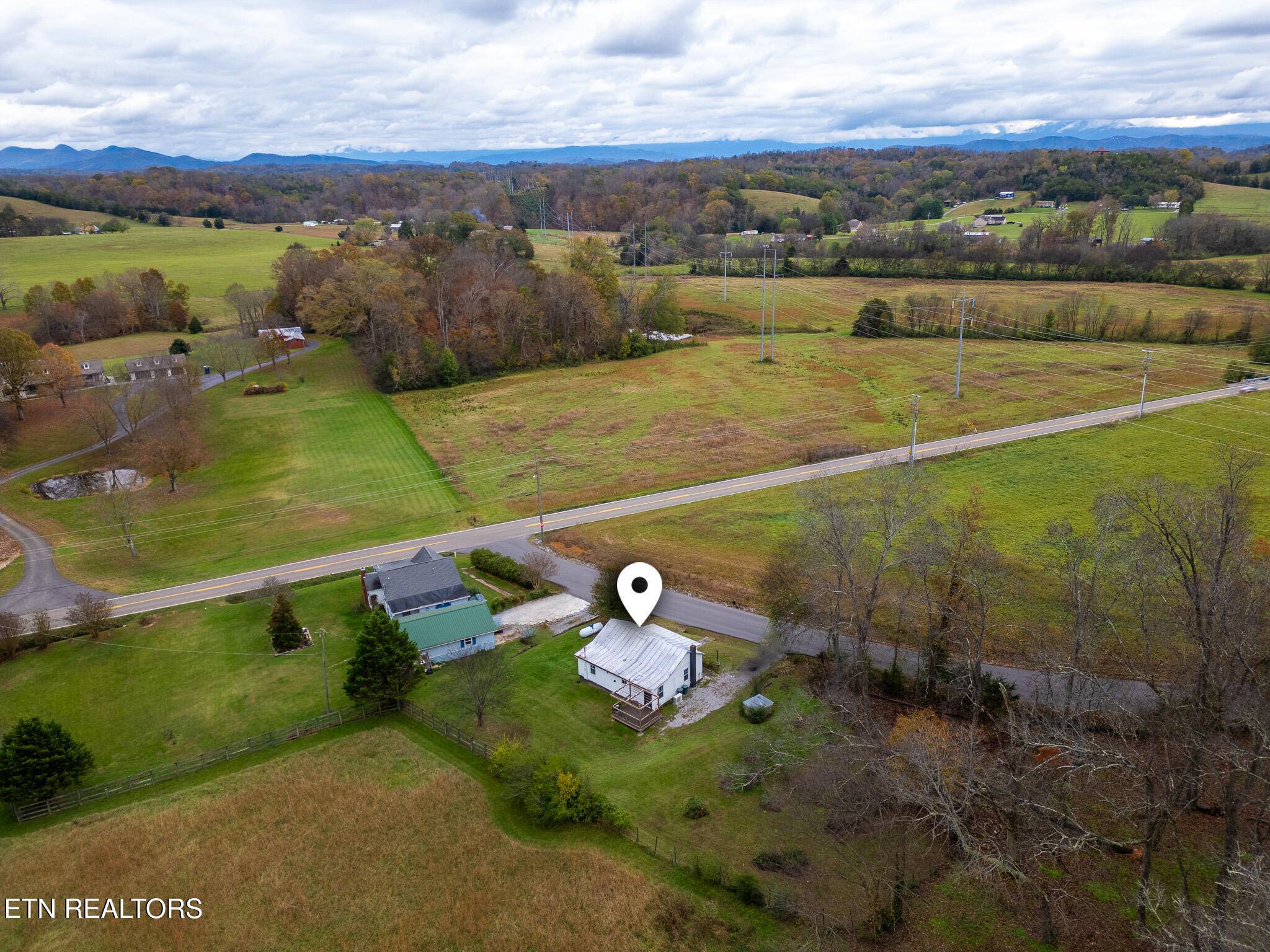 Sevierville, TN 37876,949 Kyker Rd