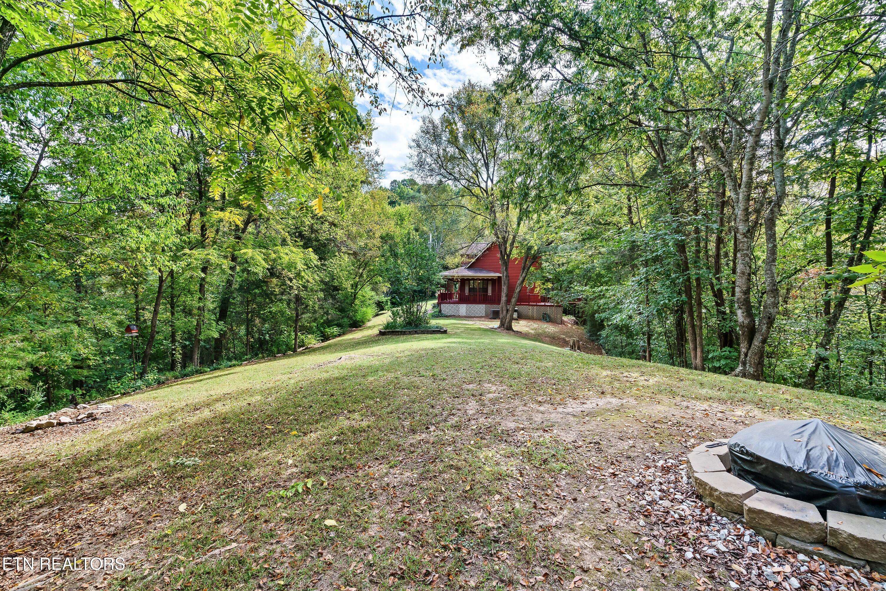 Walland, TN 37886,305 Chestnut Ridge Rd