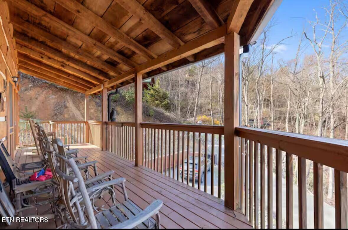 Gatlinburg, TN 37738,1214 Upper Alpine Way WAY