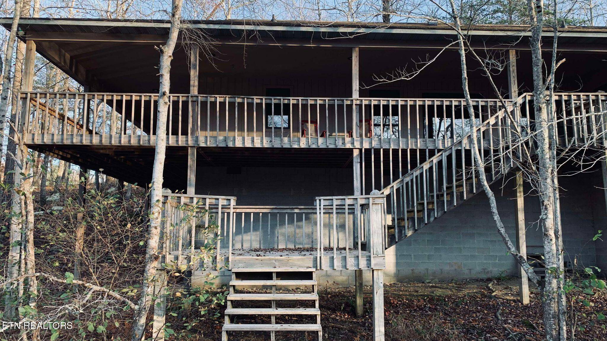 Crossville, TN 38571,530 Turner Lake Tr