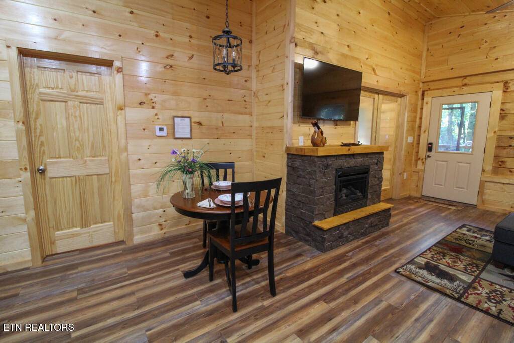 Gatlinburg, TN 37738,1695 Misty Hollow WAY