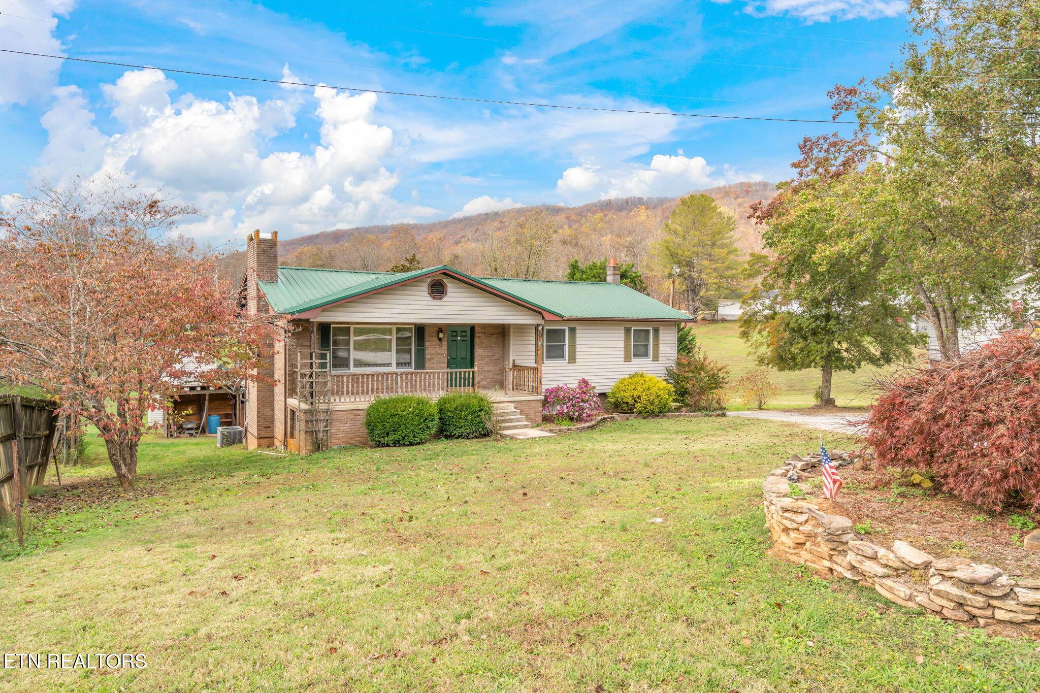 Harriman, TN 37748,233 Hannah Rd