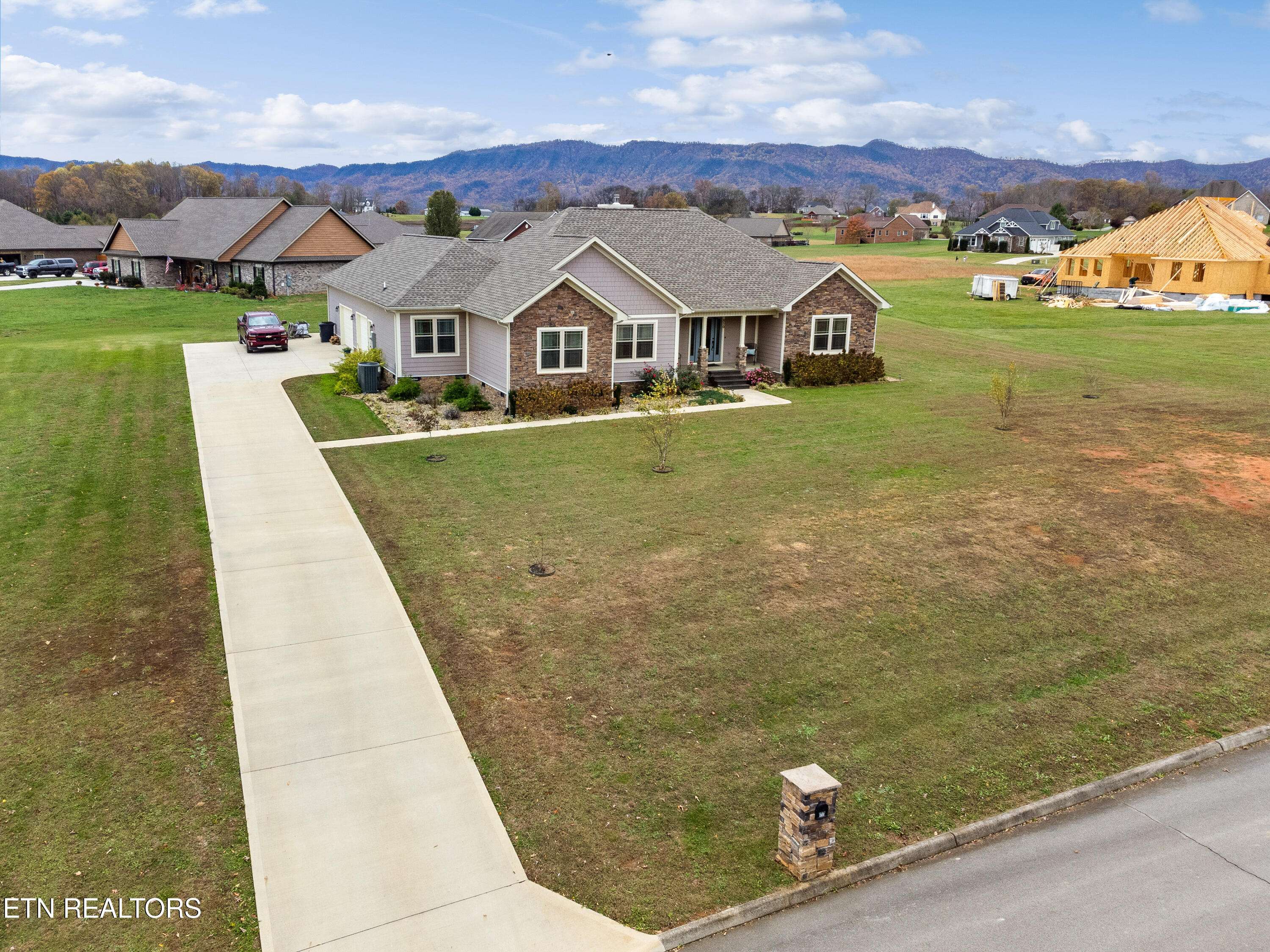 Walland, TN 37886,850 Majestic Mountains Blvd