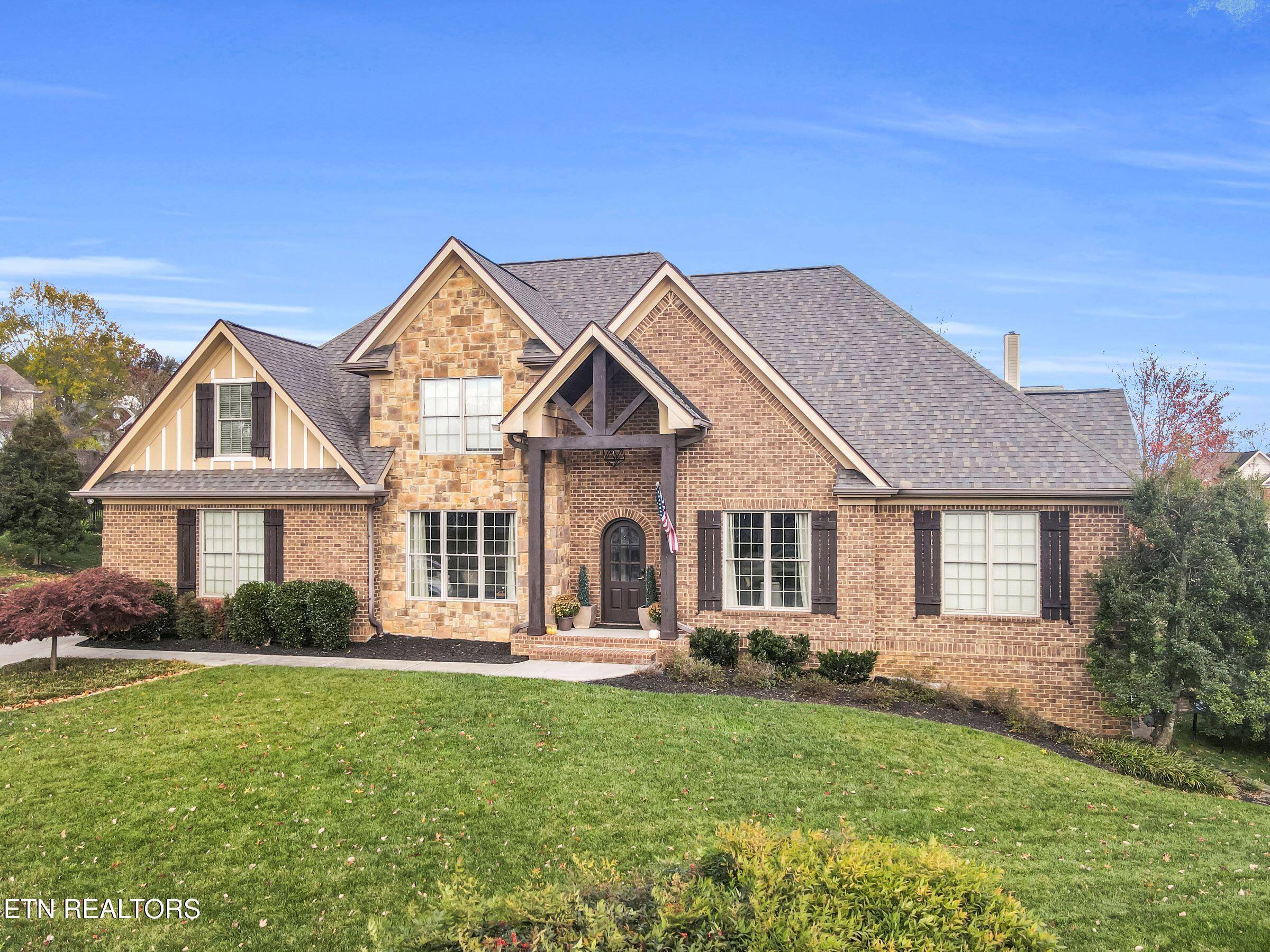 Knoxville, TN 37934,720 Lake Vista LN