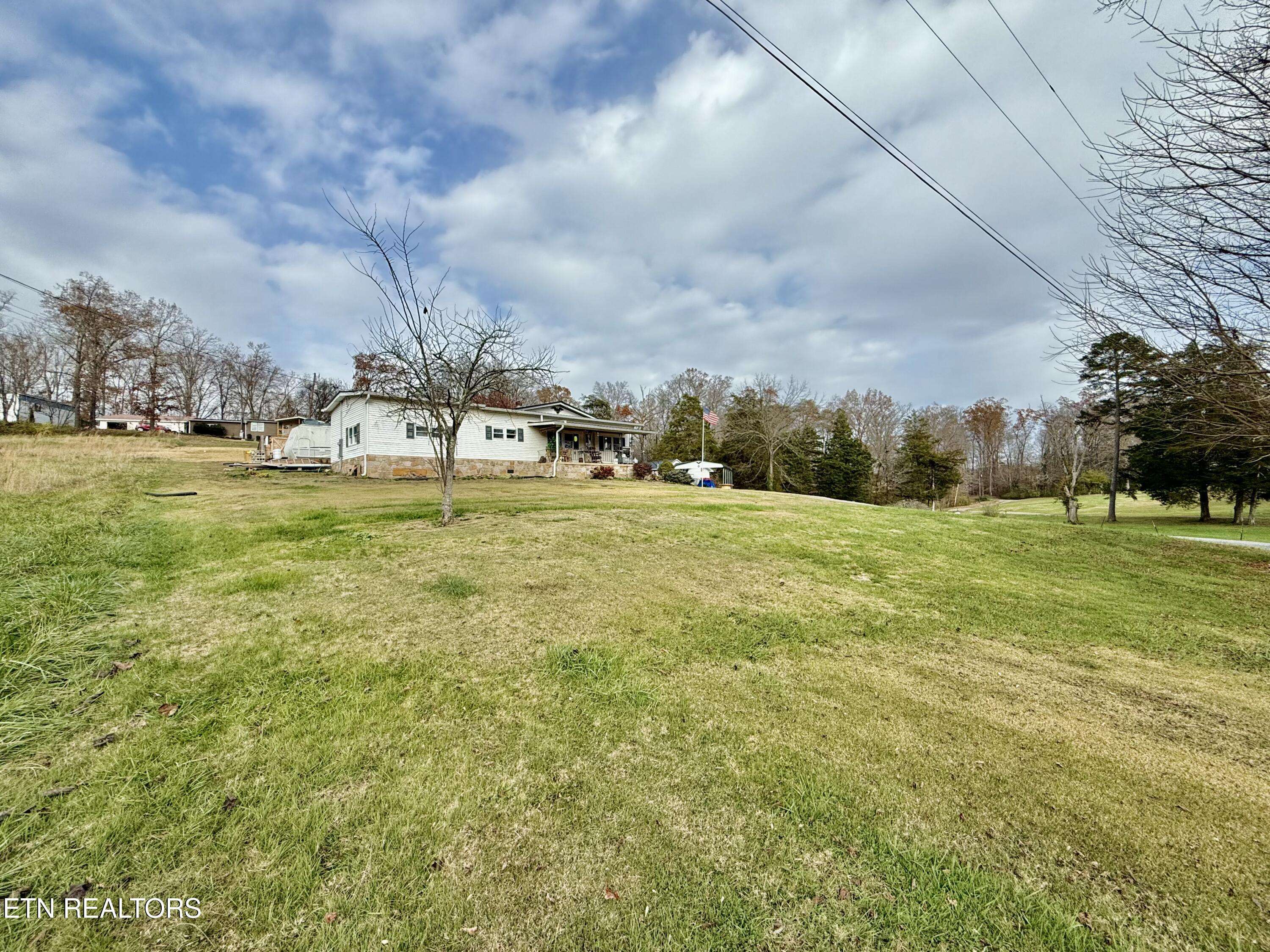 Strawberry Plains, TN 37871,7717 Rosie LN