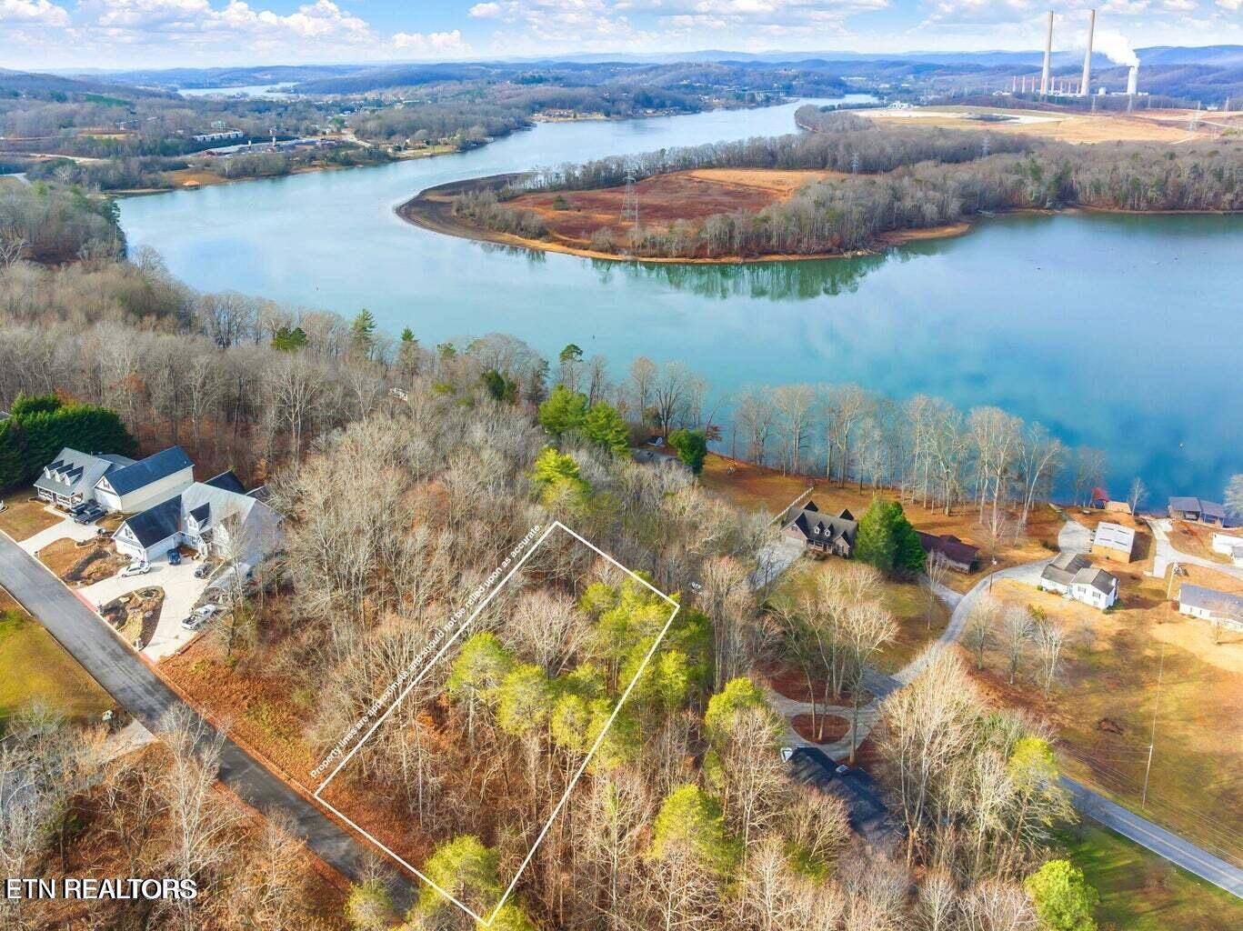 Harriman, TN 37748,106 Lakeview DR