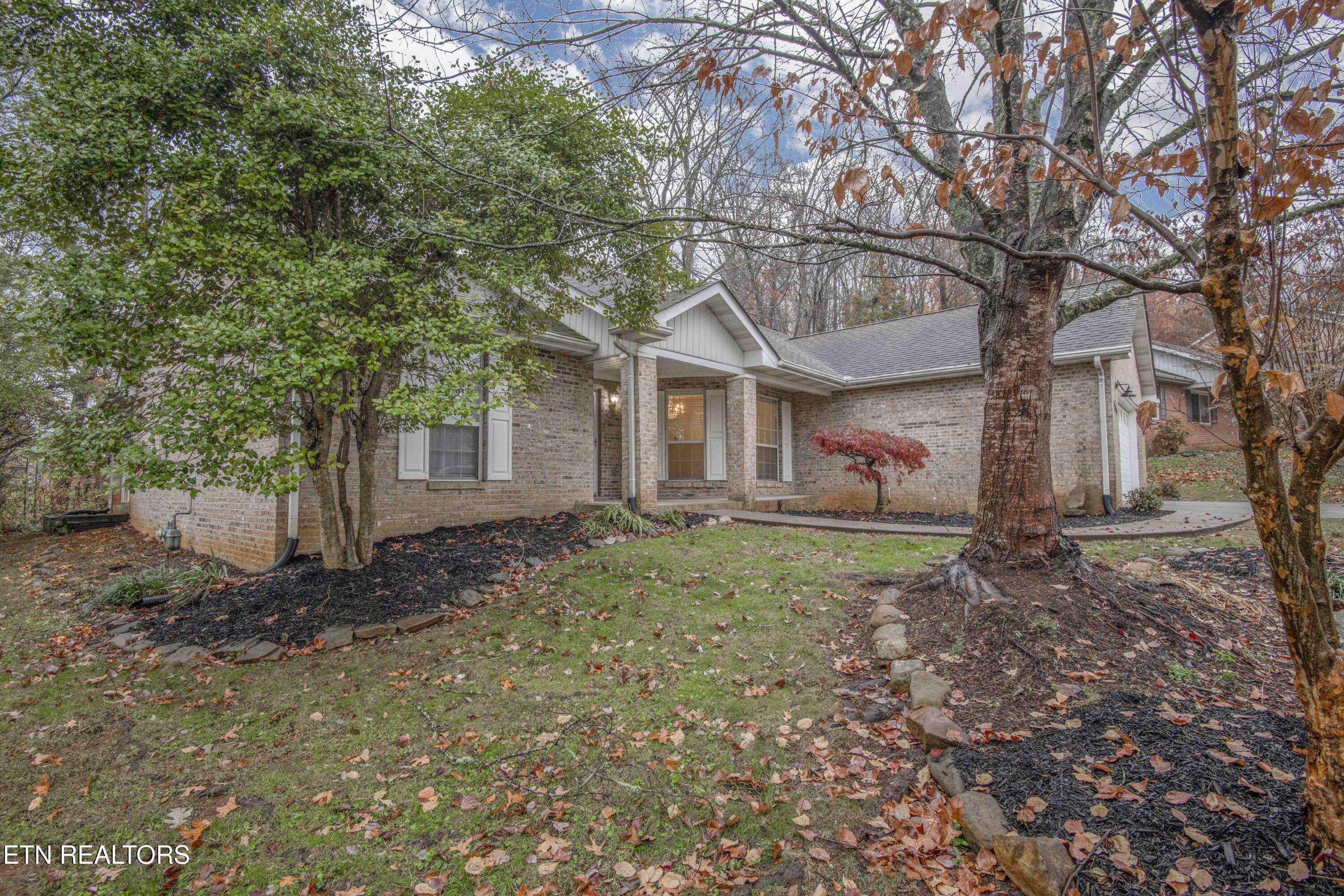 Maryville, TN 37801,4886 Masters DR