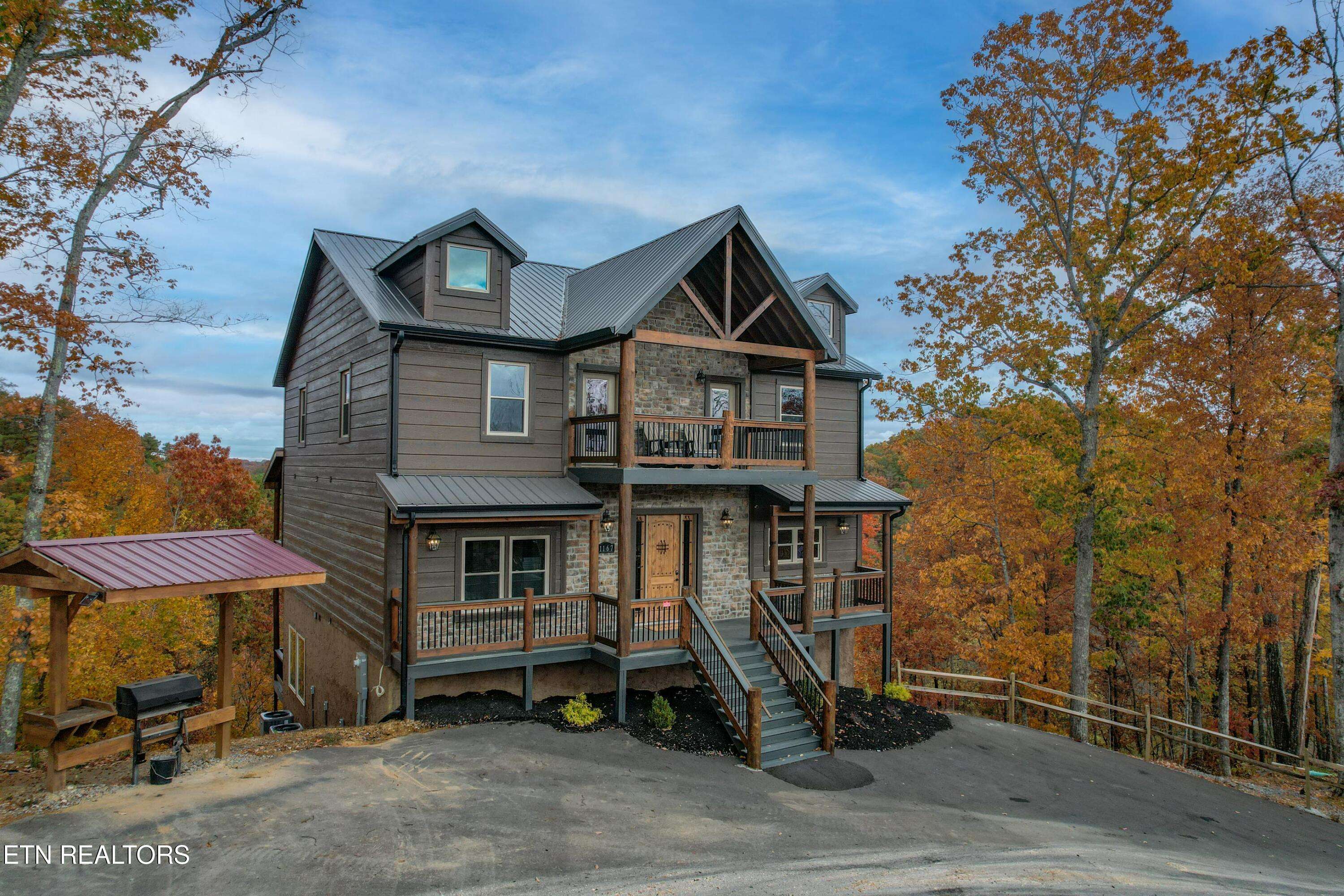 Sevierville, TN 37876,1167 Woodland Trek LN