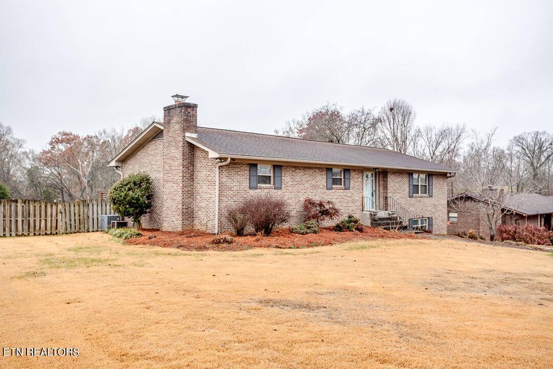 Knoxville, TN 37918,7205 Ambassador PL