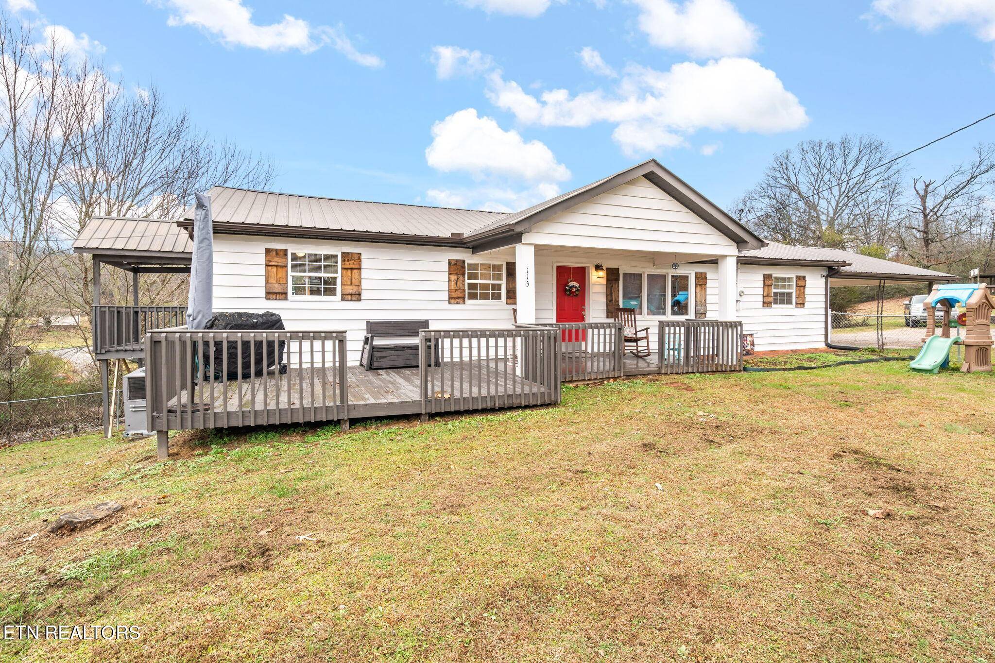 Sweetwater, TN 37874,115 County Road 339