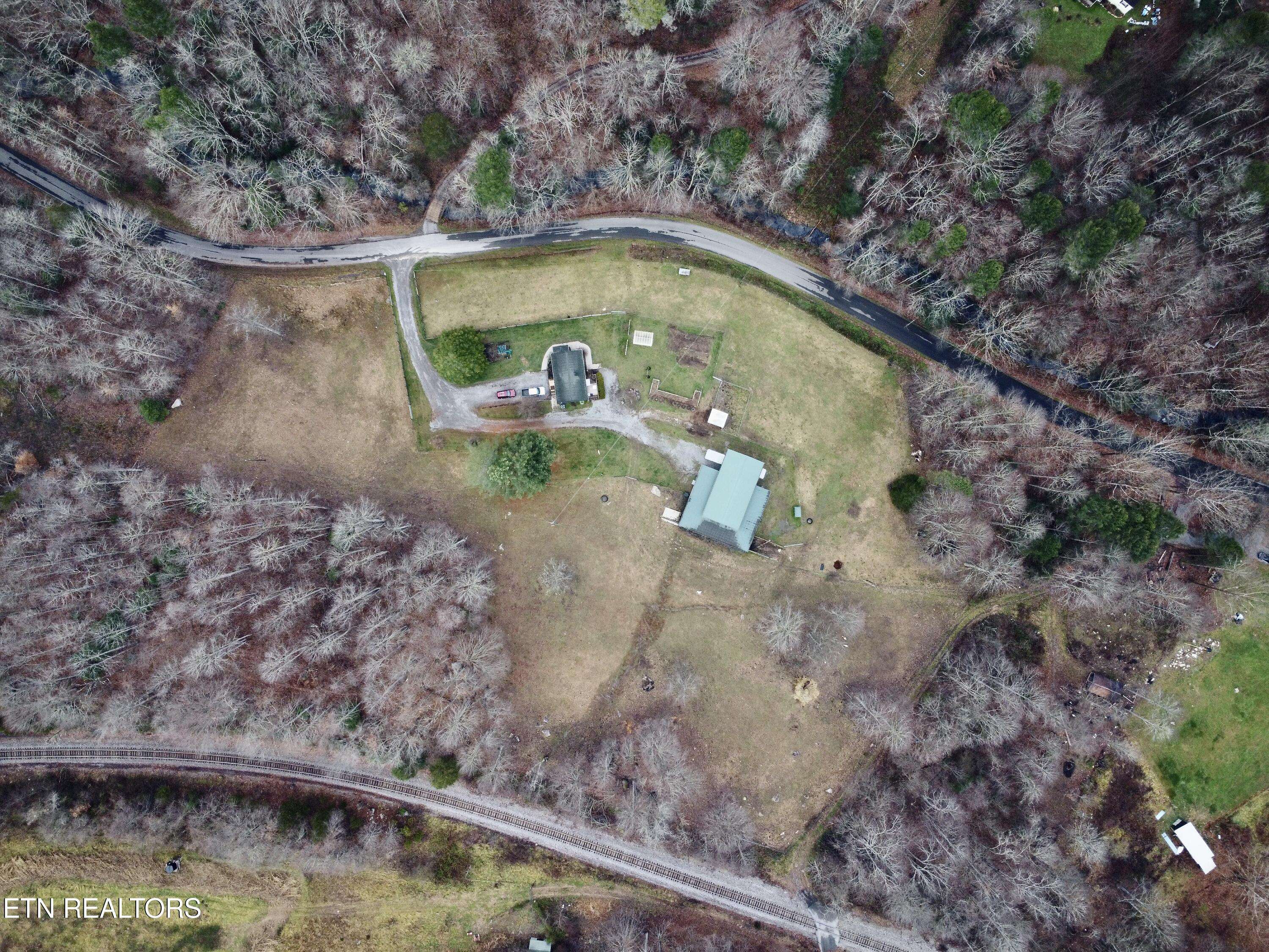 Jonesville, VA 24263,1699 Hubbard Springs Rd
