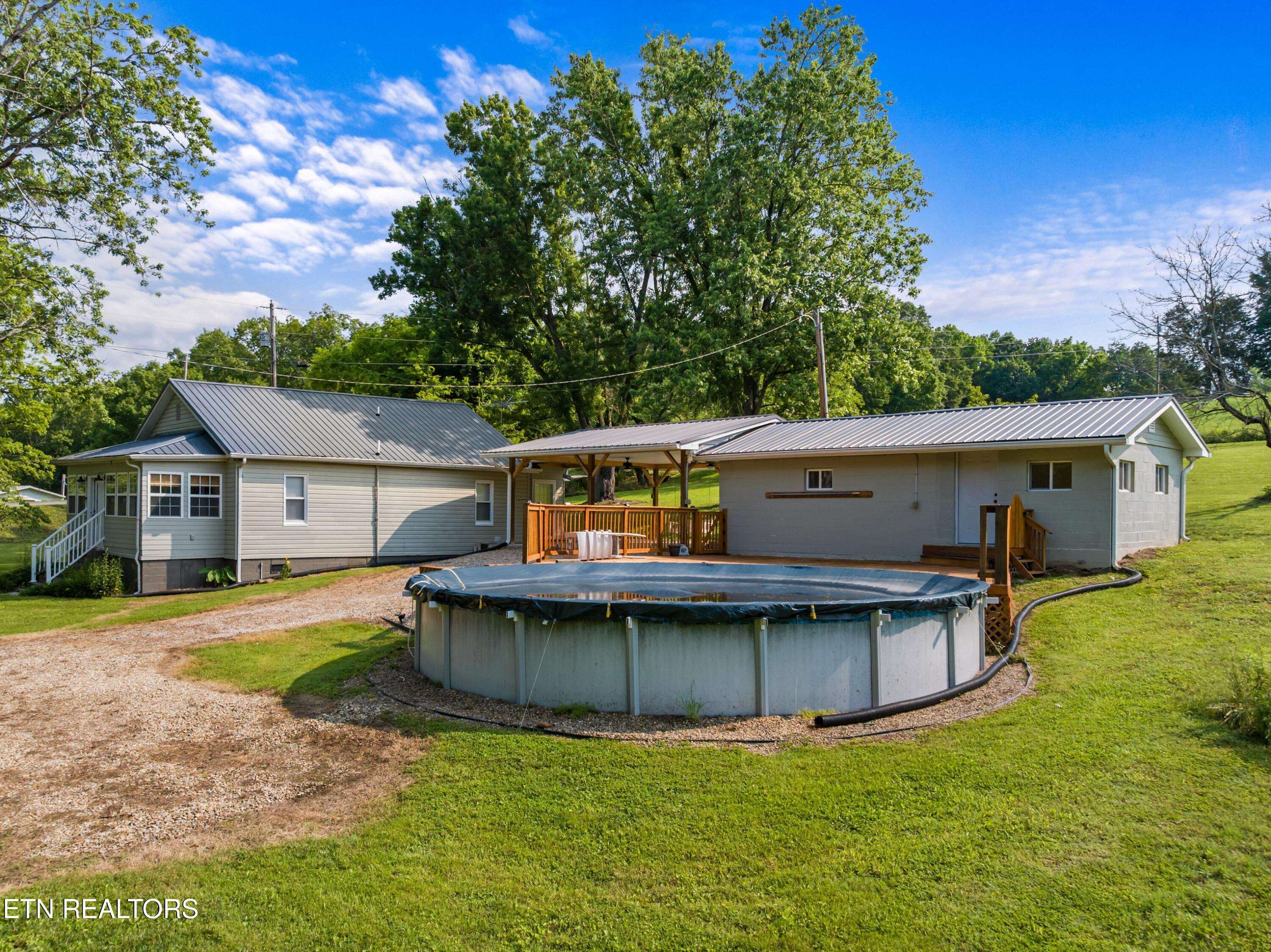 White Pine, TN 37890,3569 Leadvale Rd
