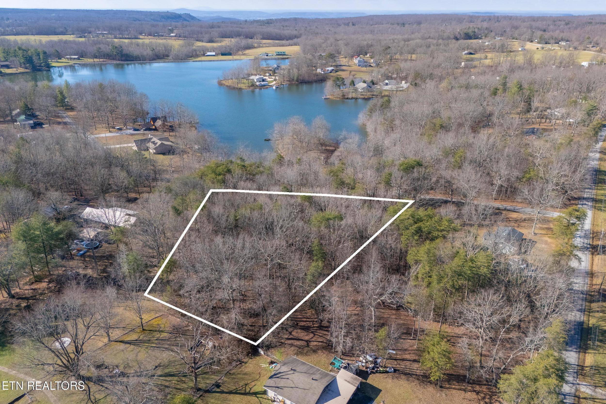 Sparta, TN 38583,1.93 AC Ash Bury DR