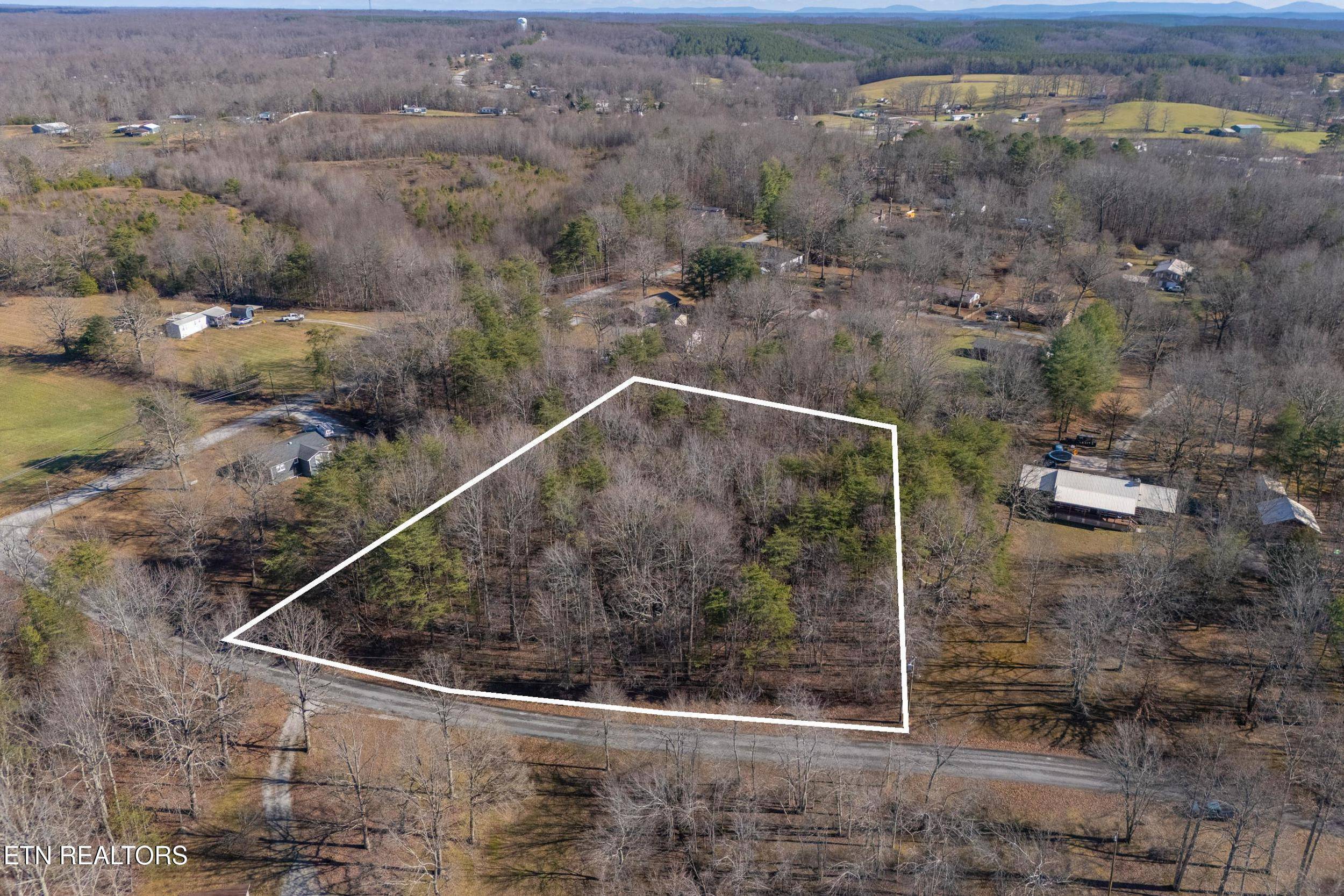 Sparta, TN 38583,1.93 AC Ash Bury DR