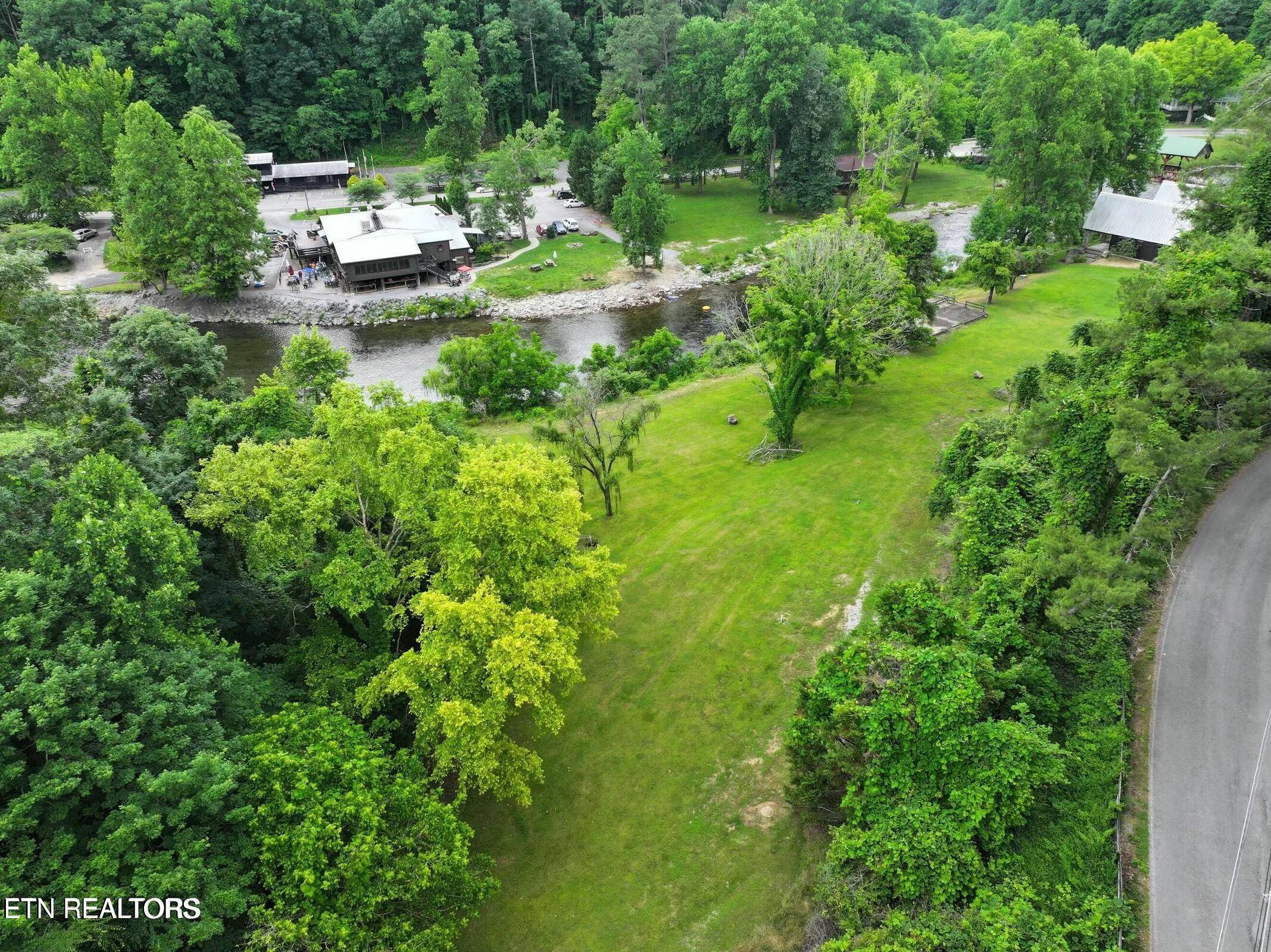 Tellico Plains, TN 37385,276 Rafter Rd