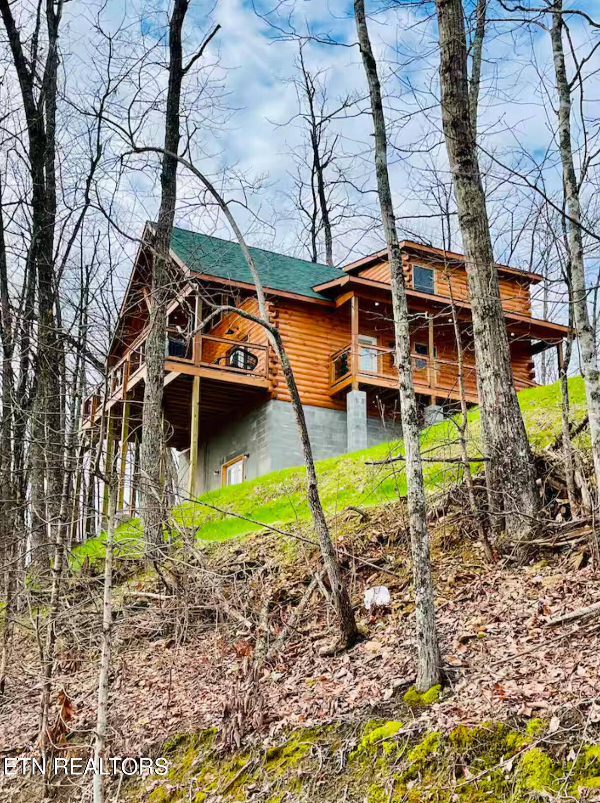 Sevierville, TN 37862,2936 Valley Springs WAY