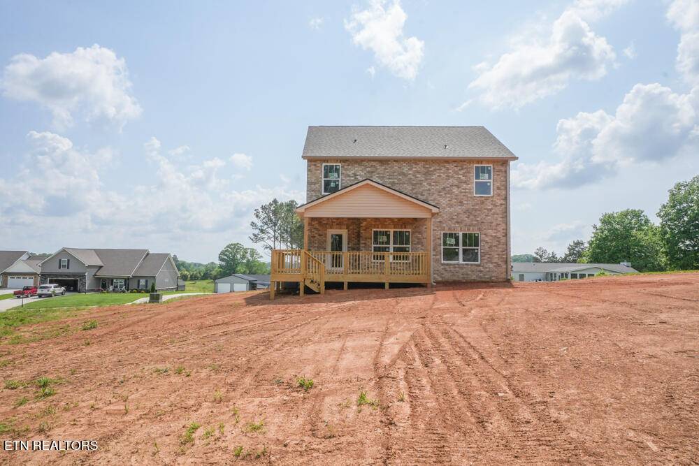 Maryville, TN 37801,808 Pinebrooke DR