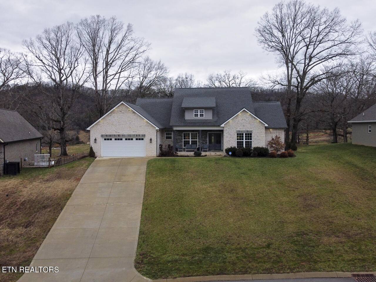 Maryville, TN 37804,5709 Mountain Vista LN