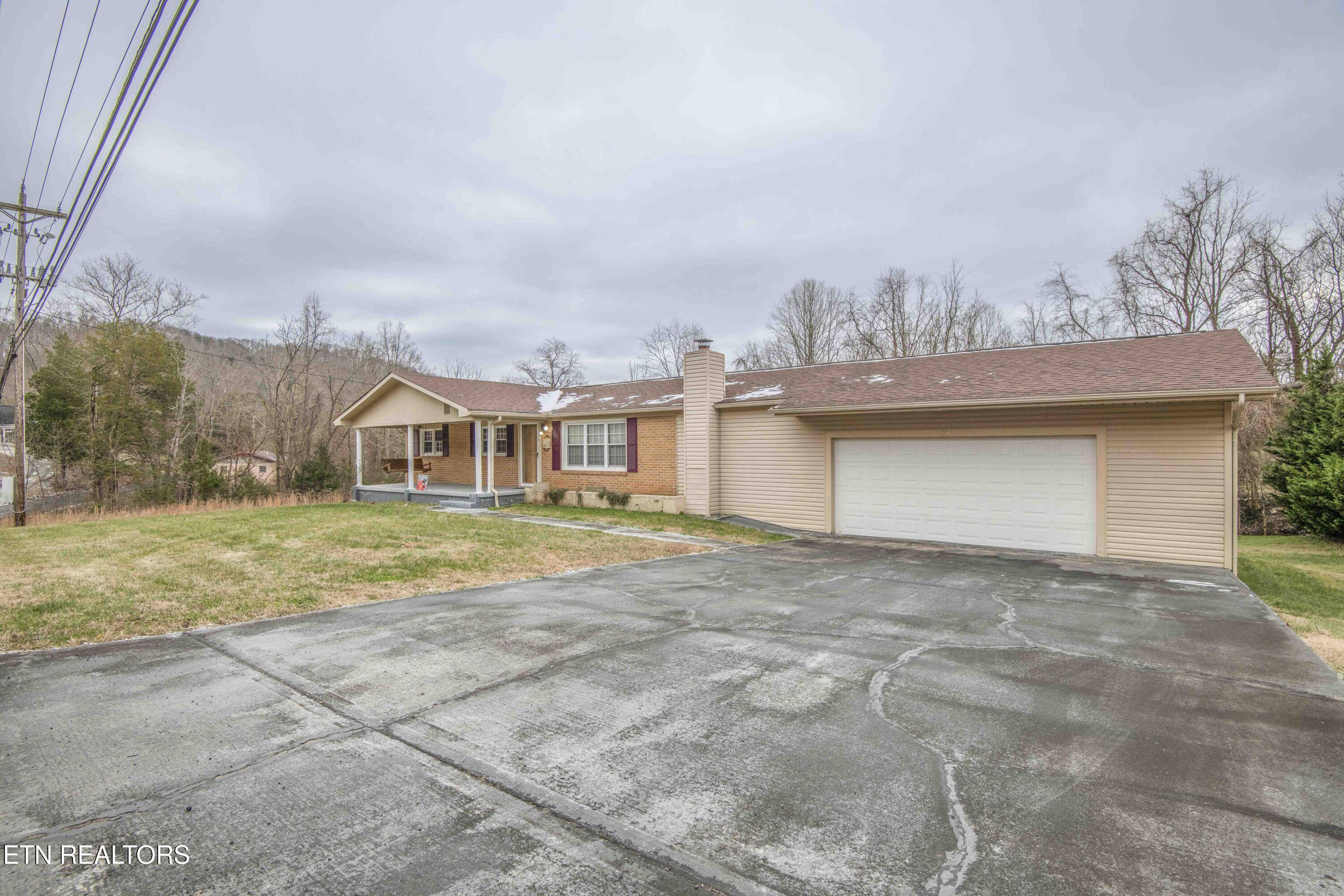 Rocky Top, TN 37769,252 Longfield Rd