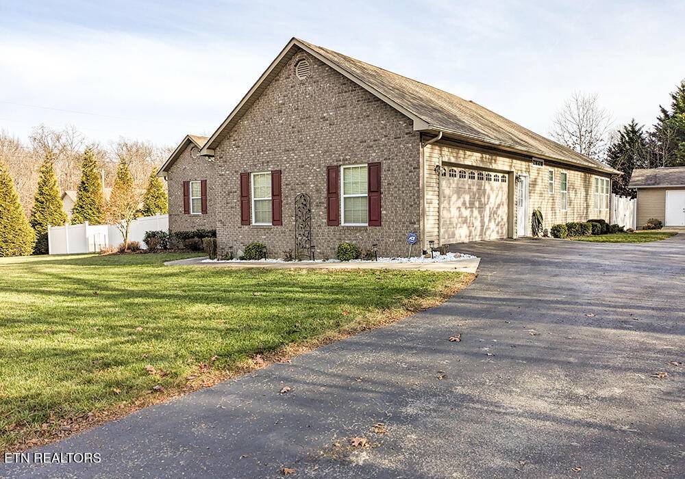 Crossville, TN 38555,591 Spruce LOOP