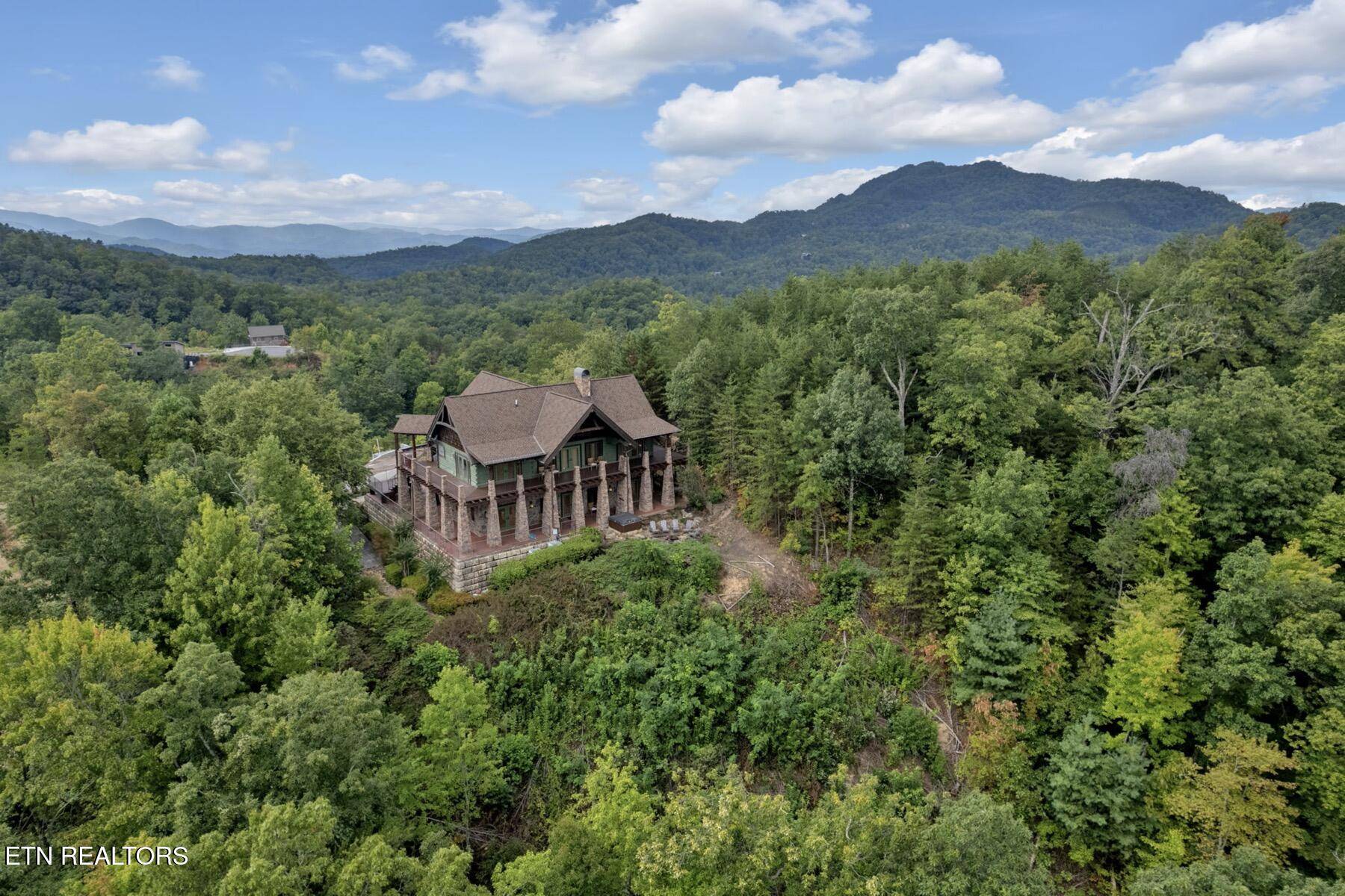 Sevierville, TN 37862,3231 Grouse Ridge LN