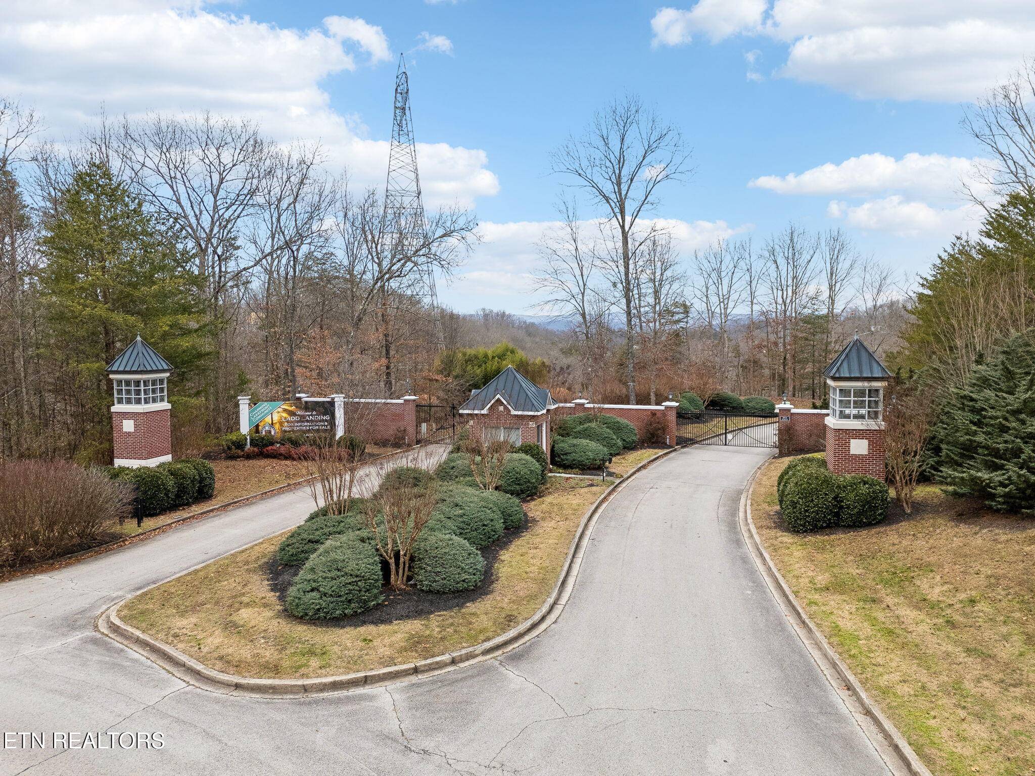 Kingston, TN 37763,508 Kings Close