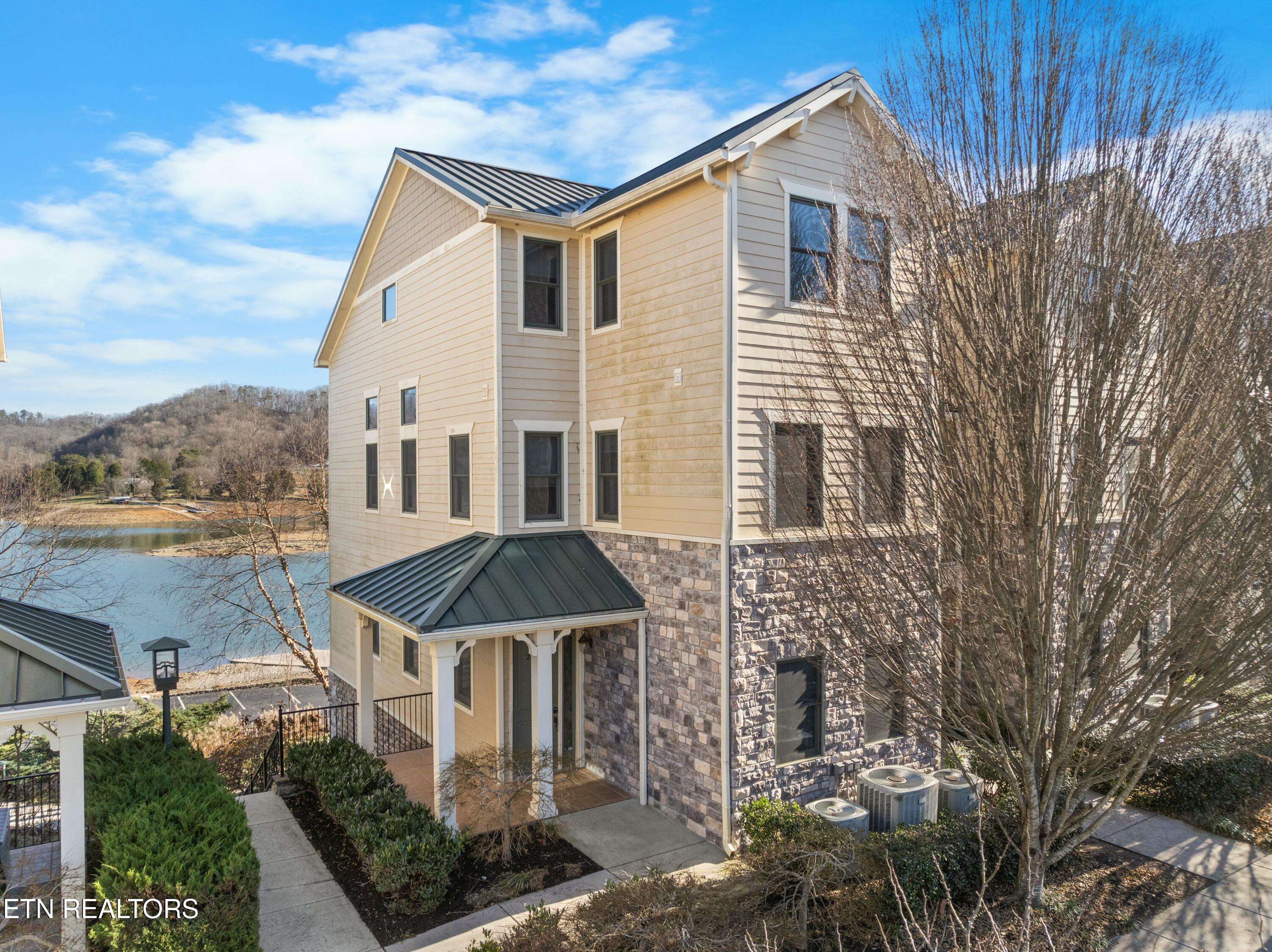 Andersonville, TN 37705,224 Waterside CIR #12