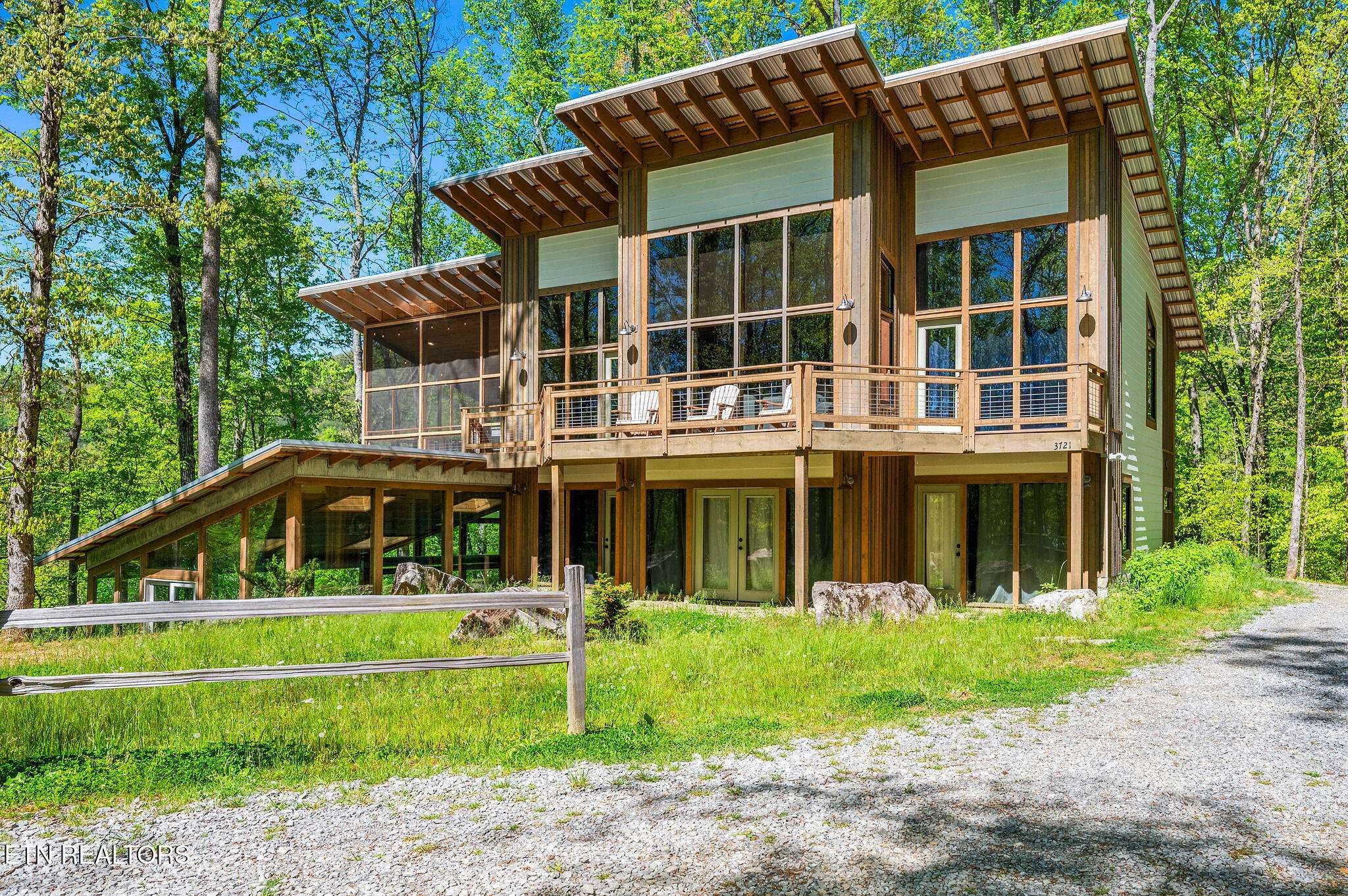 Sevierville, TN 37862,3721 Clabo Mountain LN