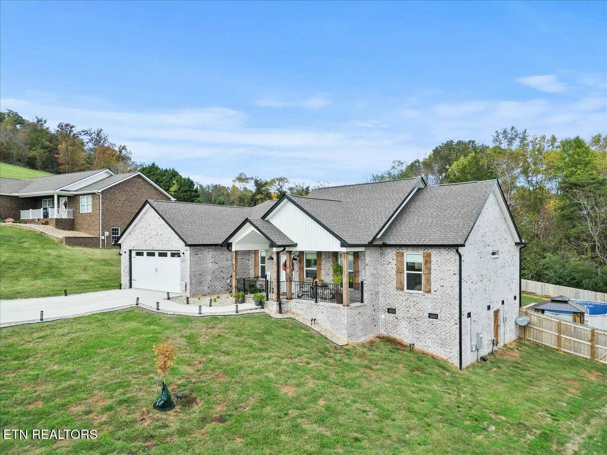 Greenback, TN 37742,230 Franklin Estates LN