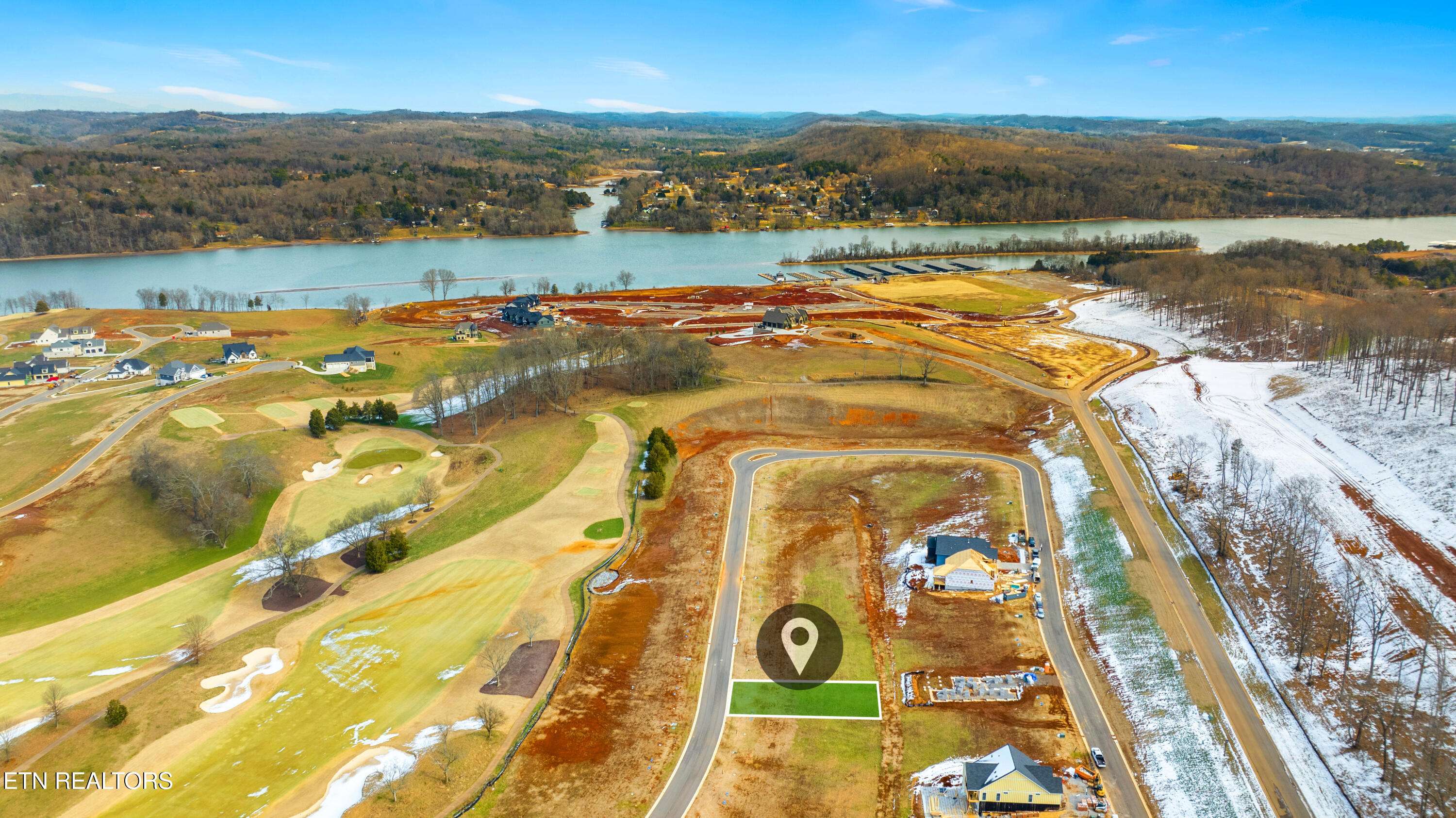 Loudon, TN 37774,958 Black Bear CIR