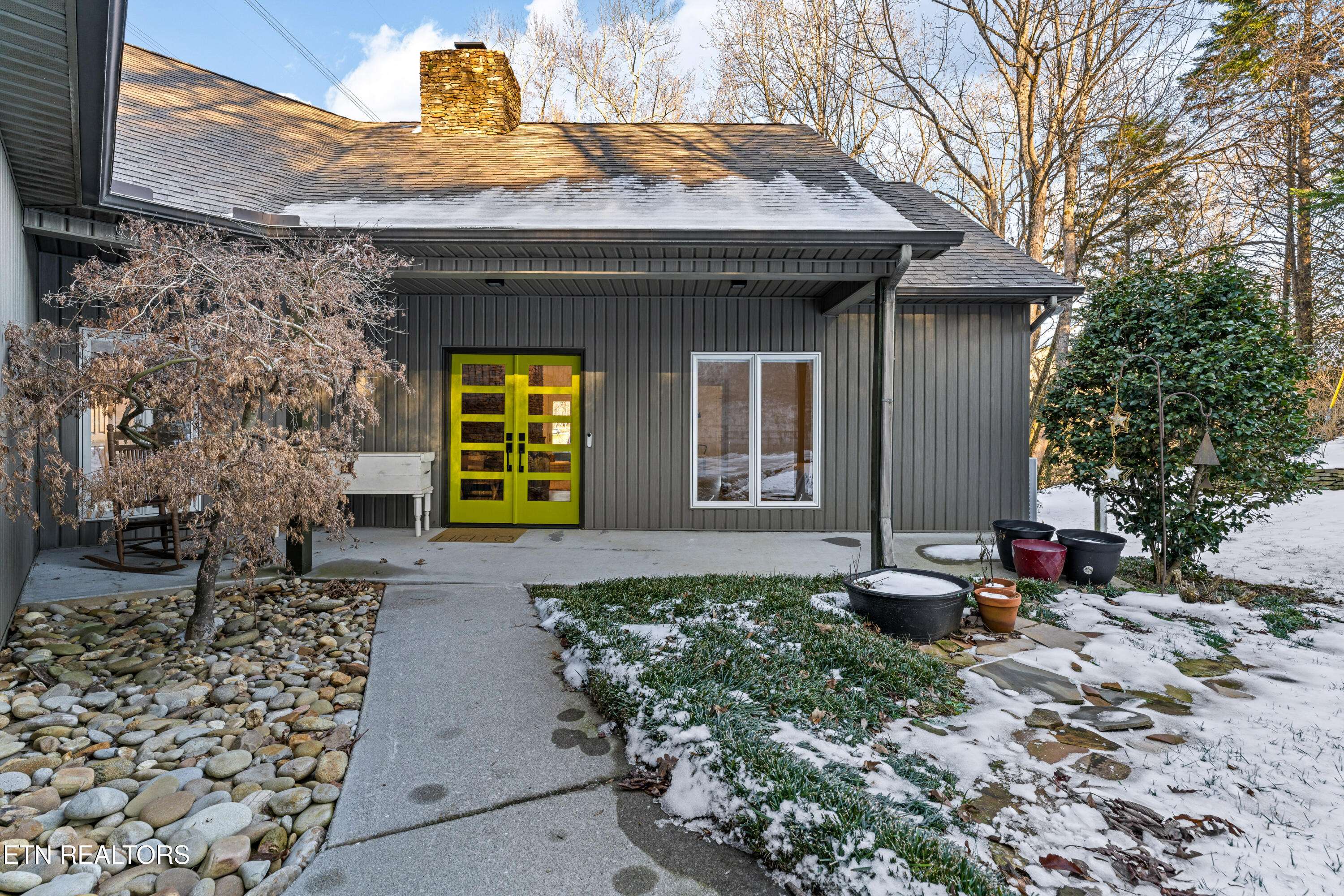 Lenoir City, TN 37772,825 Deep Cove LN