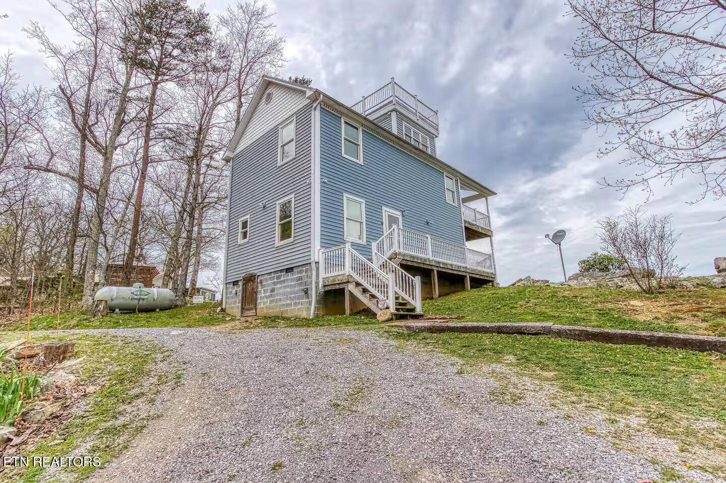 Sevierville, TN 37876,3247 Duncan Spring Rd