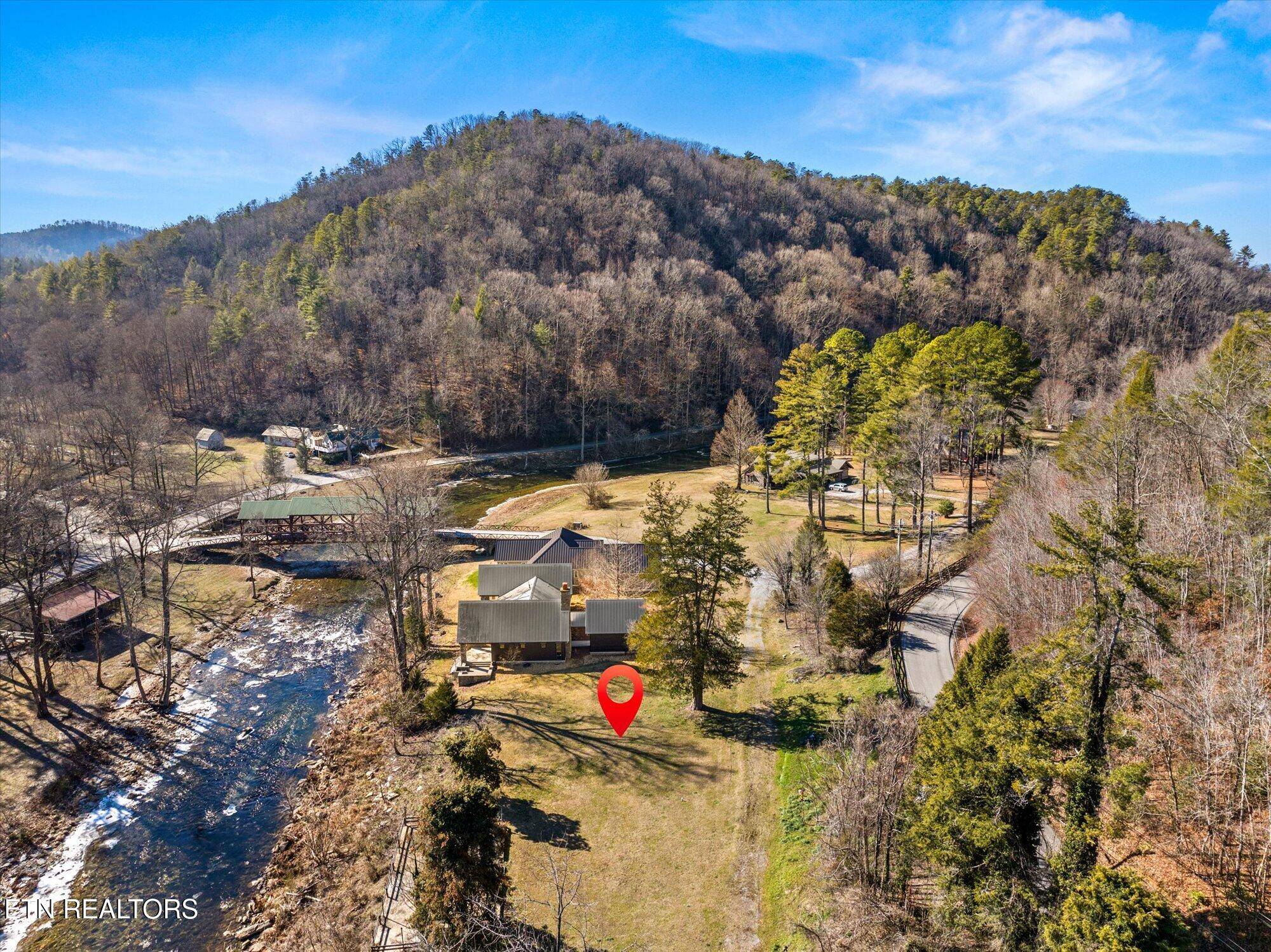 Tellico Plains, TN 37385,264 Rafter Rd