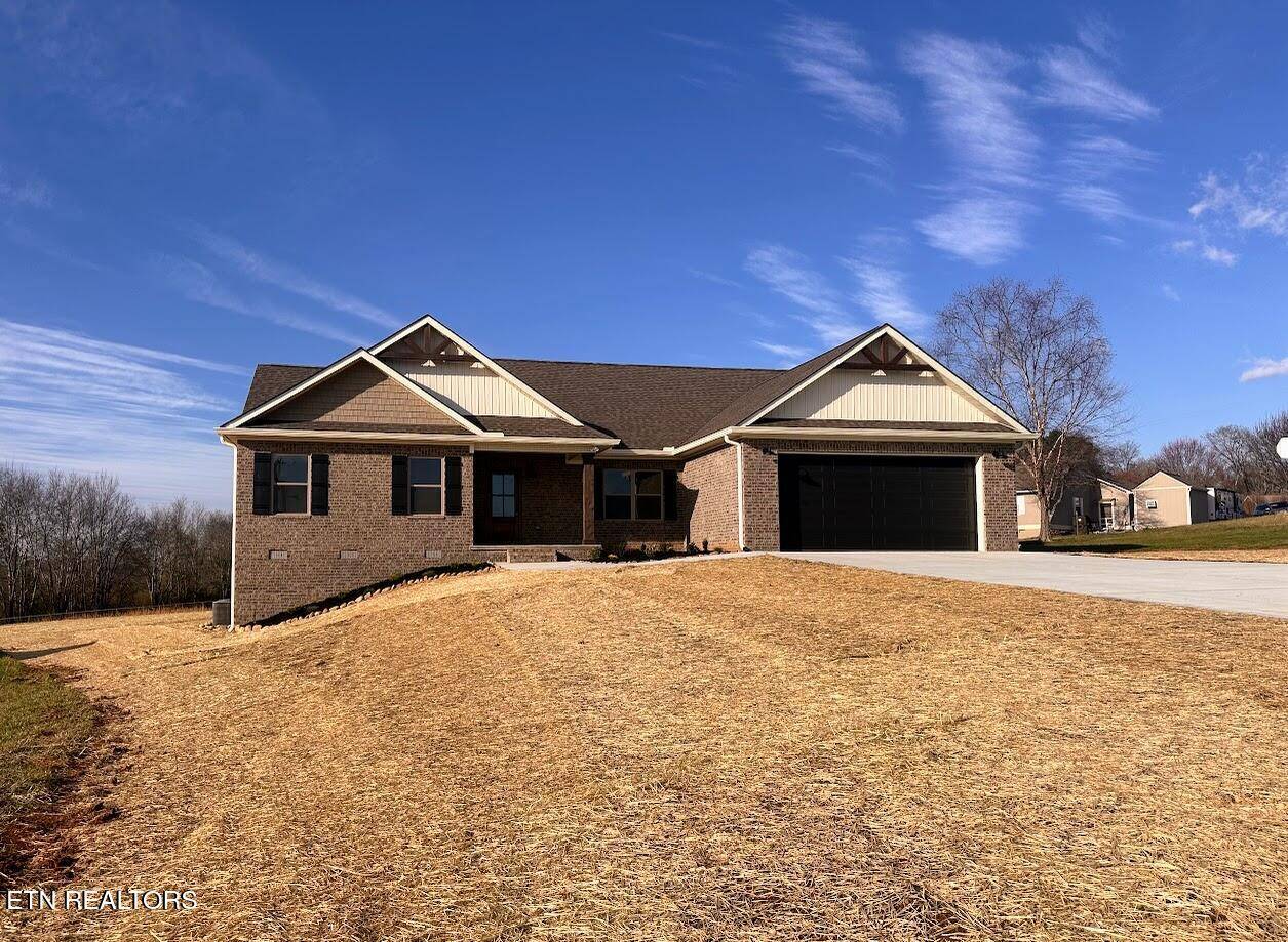 Madisonville, TN 37354,306 Oakwood DR