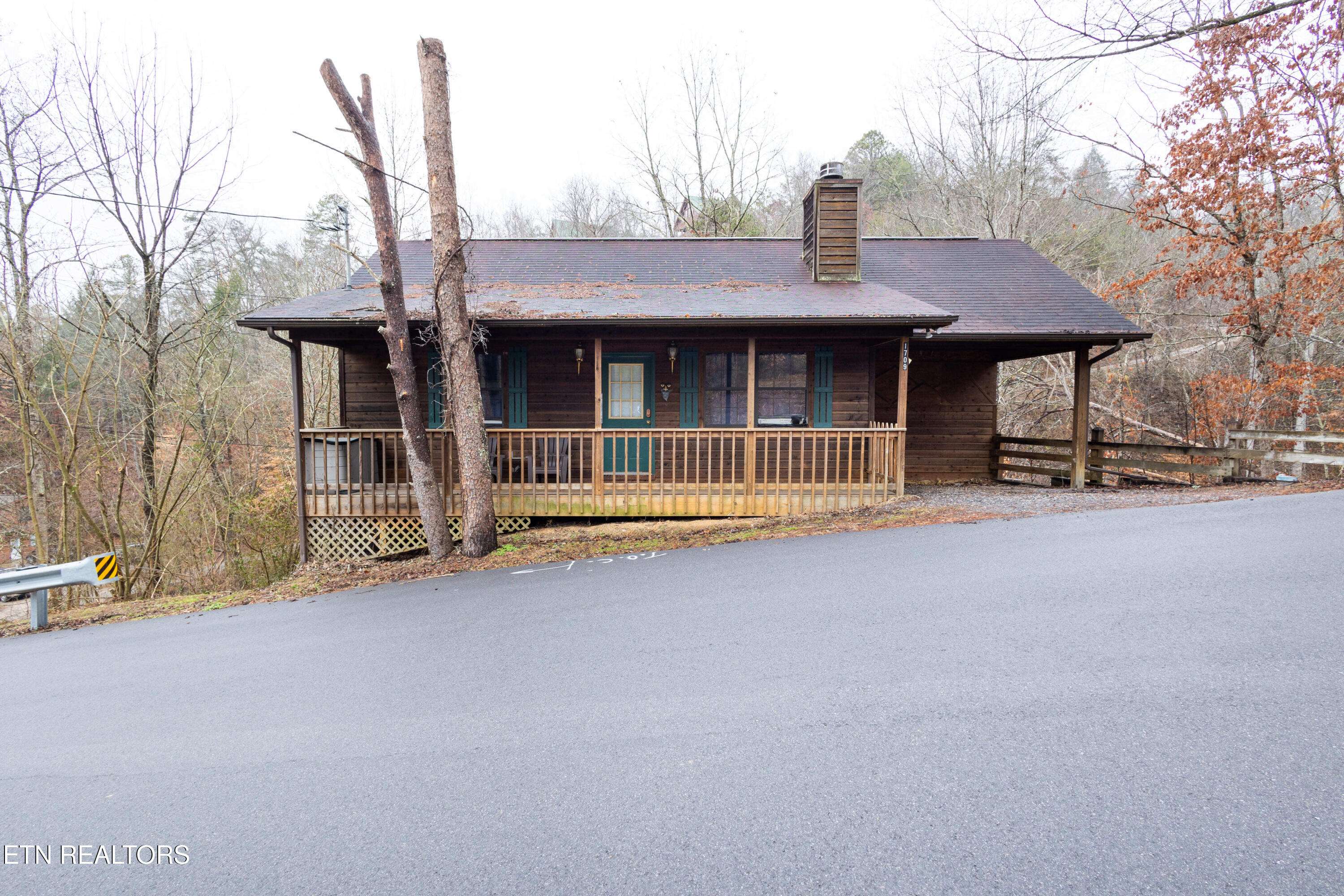 Sevierville, TN 37876,1709 Walker Tr