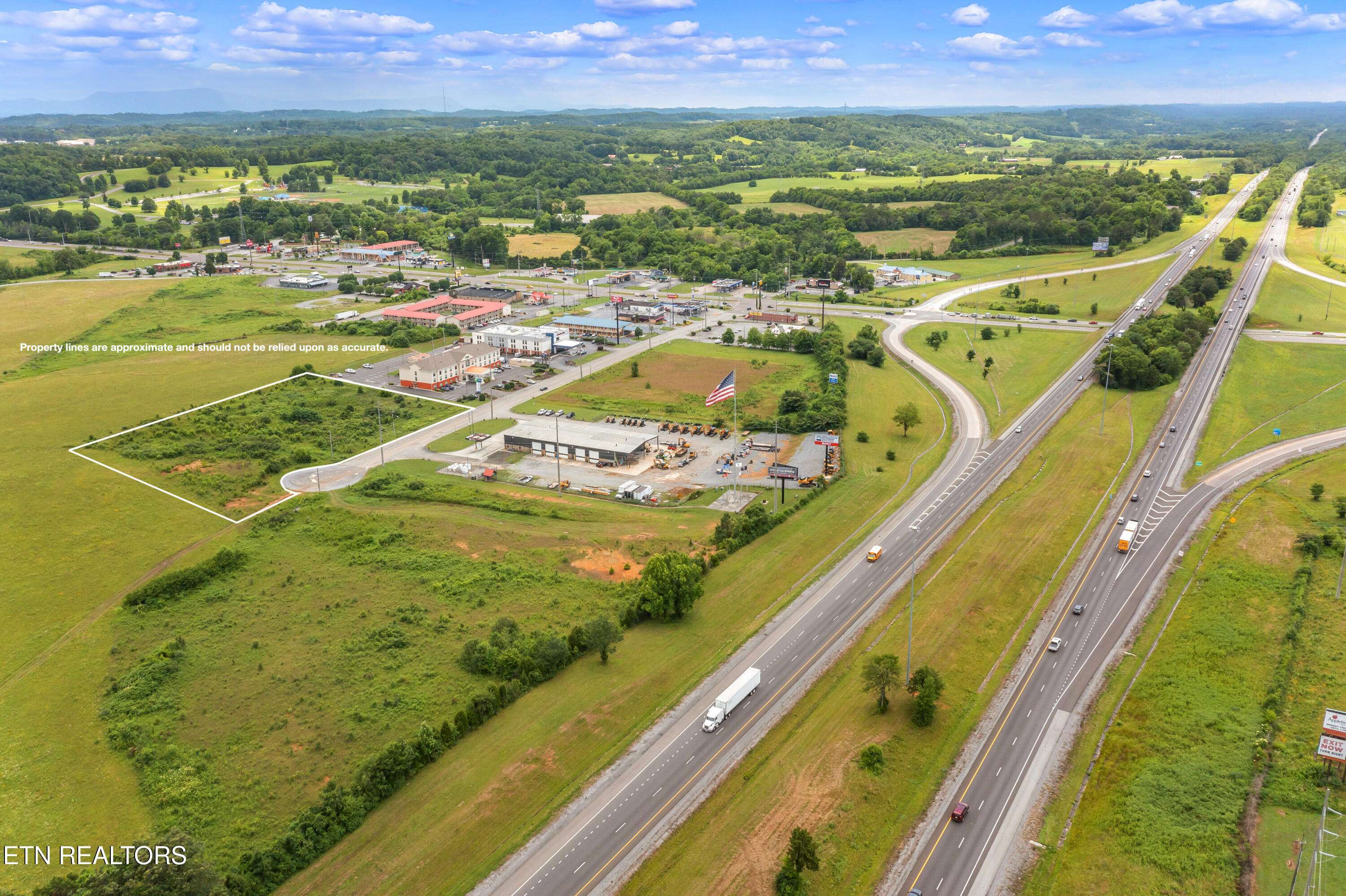 Athens, TN 37303,00 Holiday DR