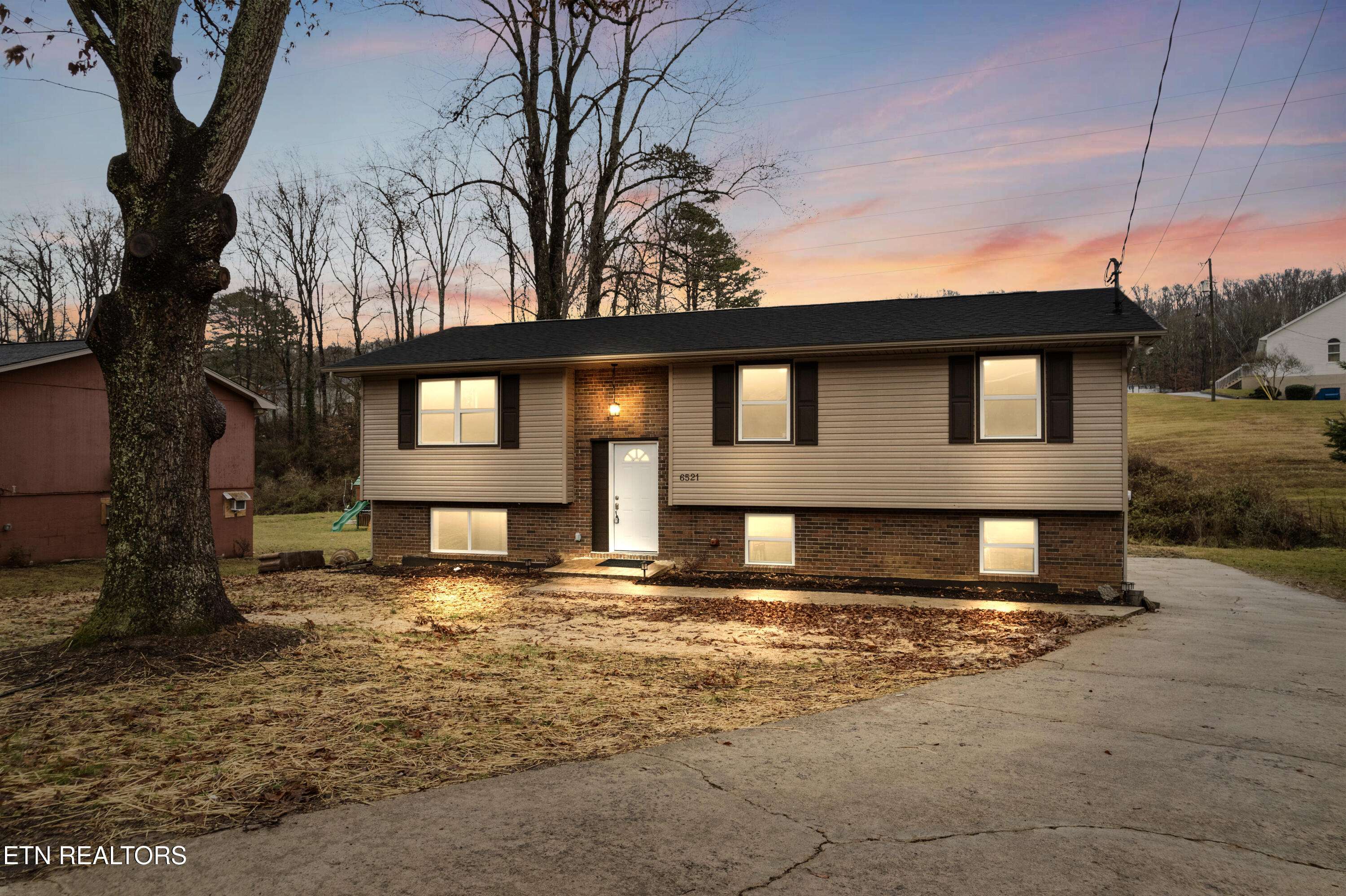 Knoxville, TN 37918,6521 Garwood CIR