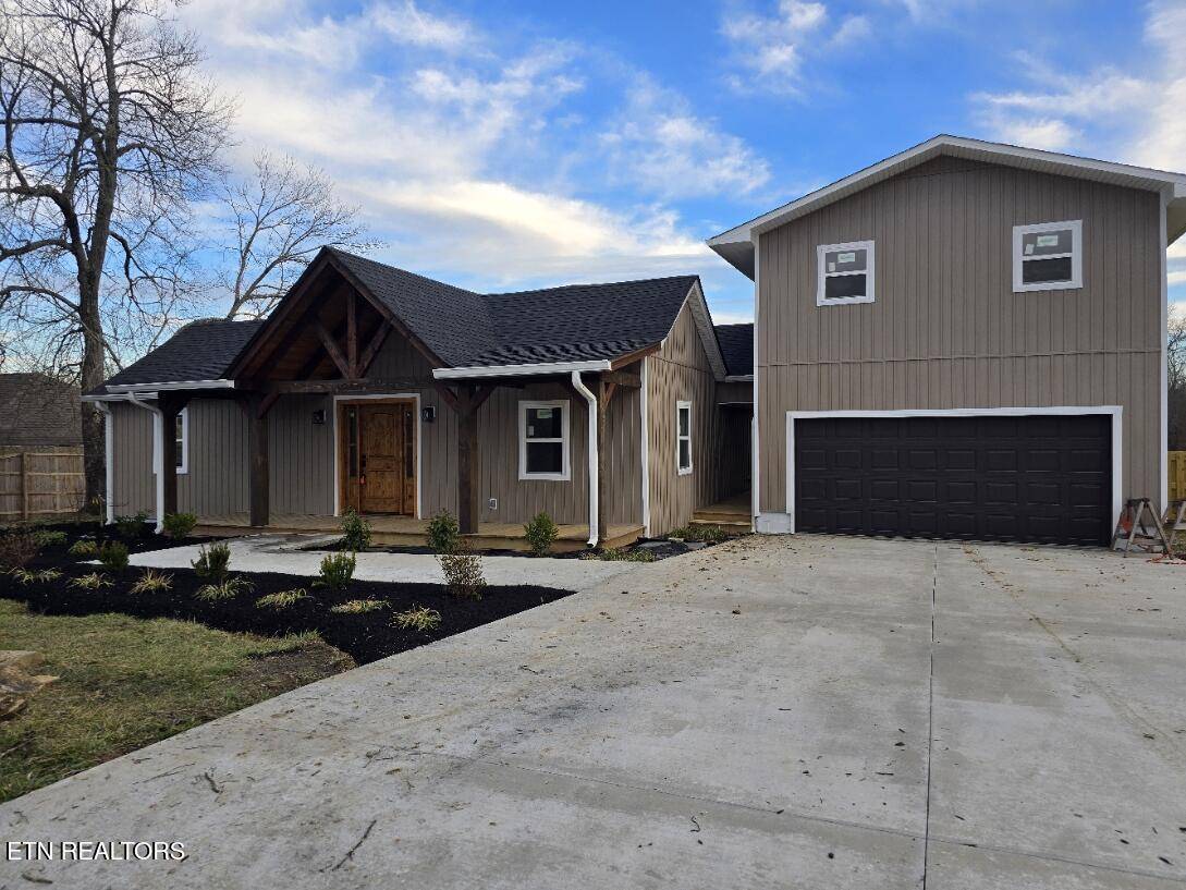 Oneida, TN 37841,576 Stanley St