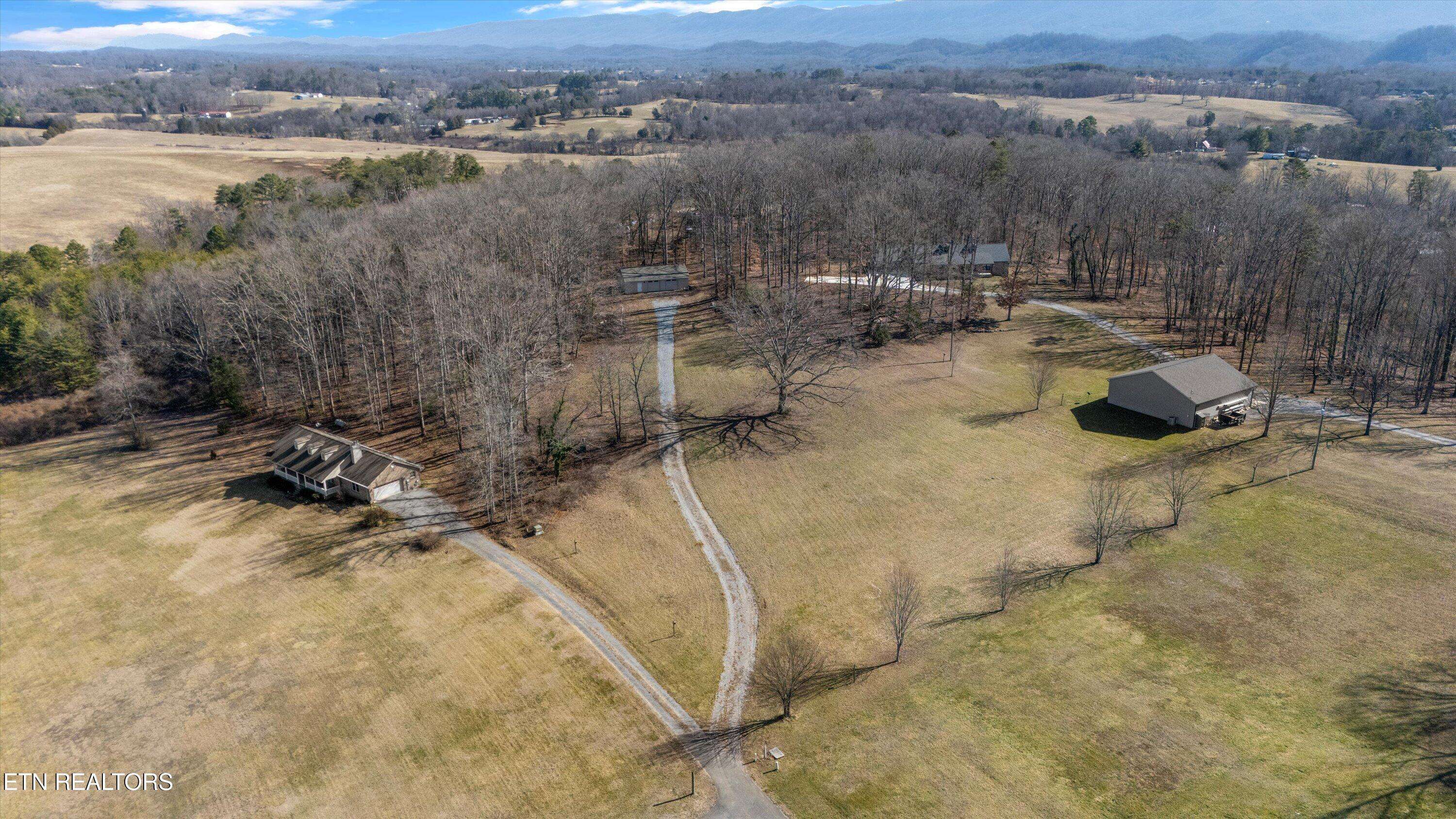 Maryville, TN 37801,132 Walton WAY