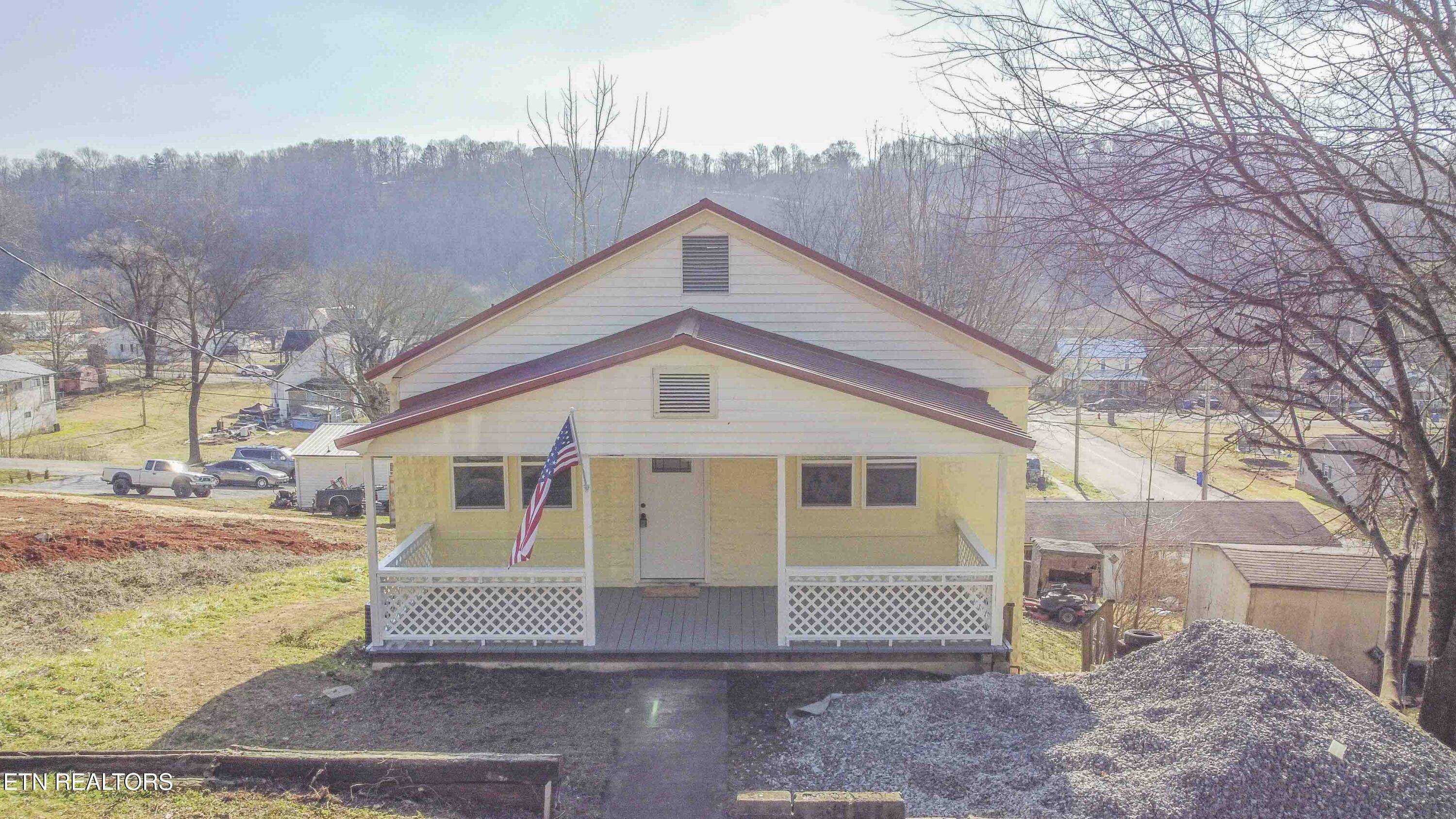 Harriman, TN 37748,506 Sewanee St