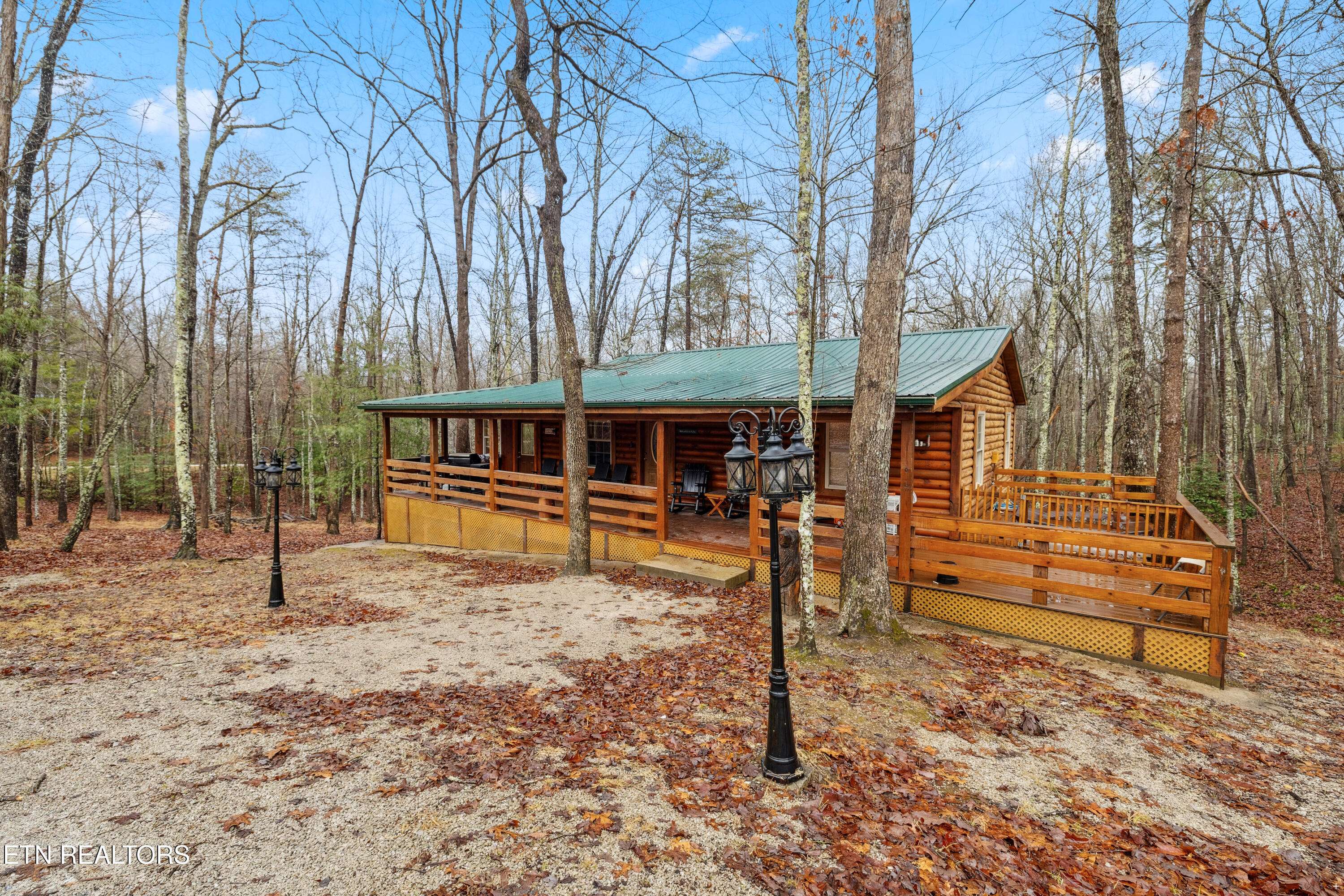 Oneida, TN 37841,930 Wilderness Tr