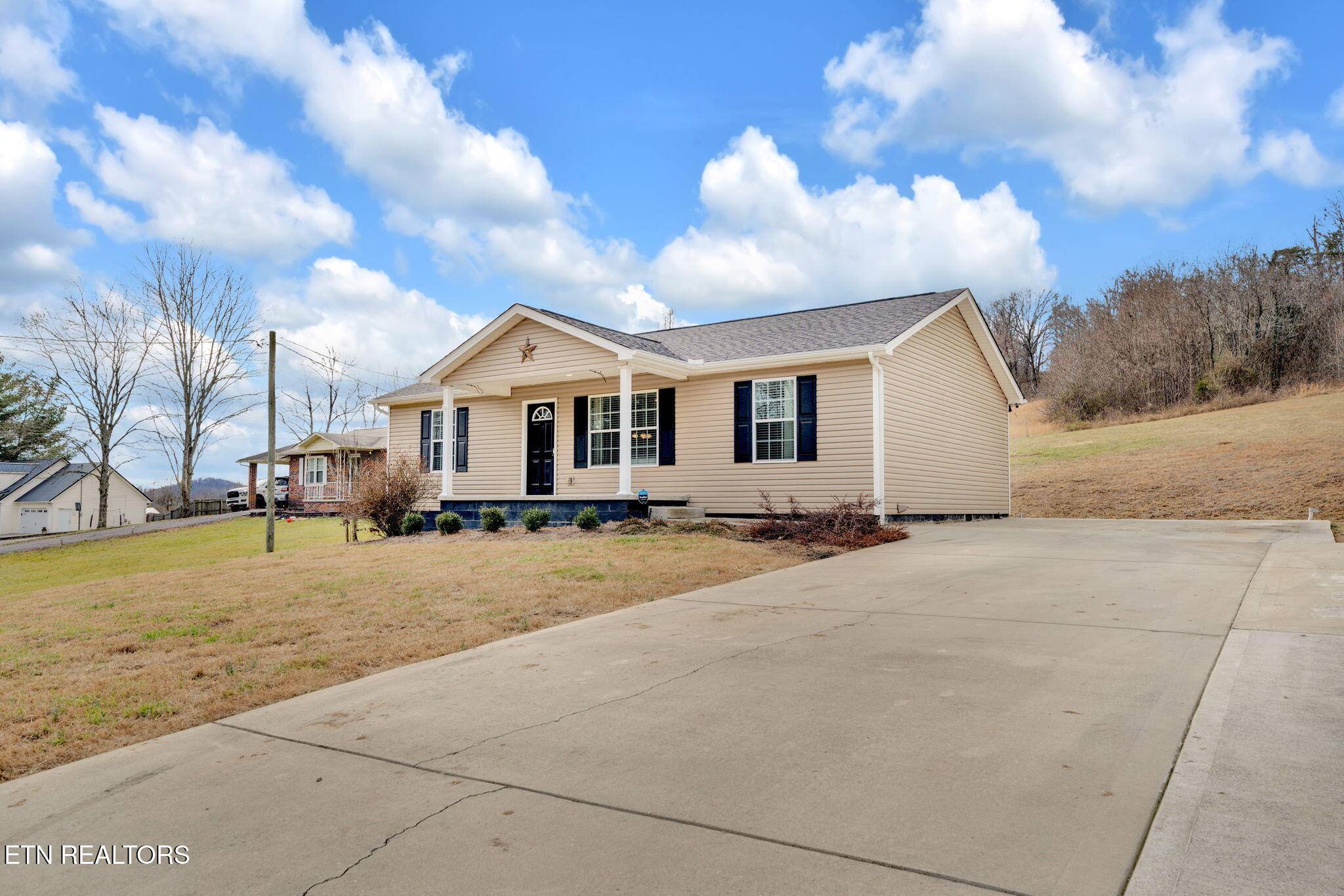 Maynardville, TN 37807,143 Oakland Rd