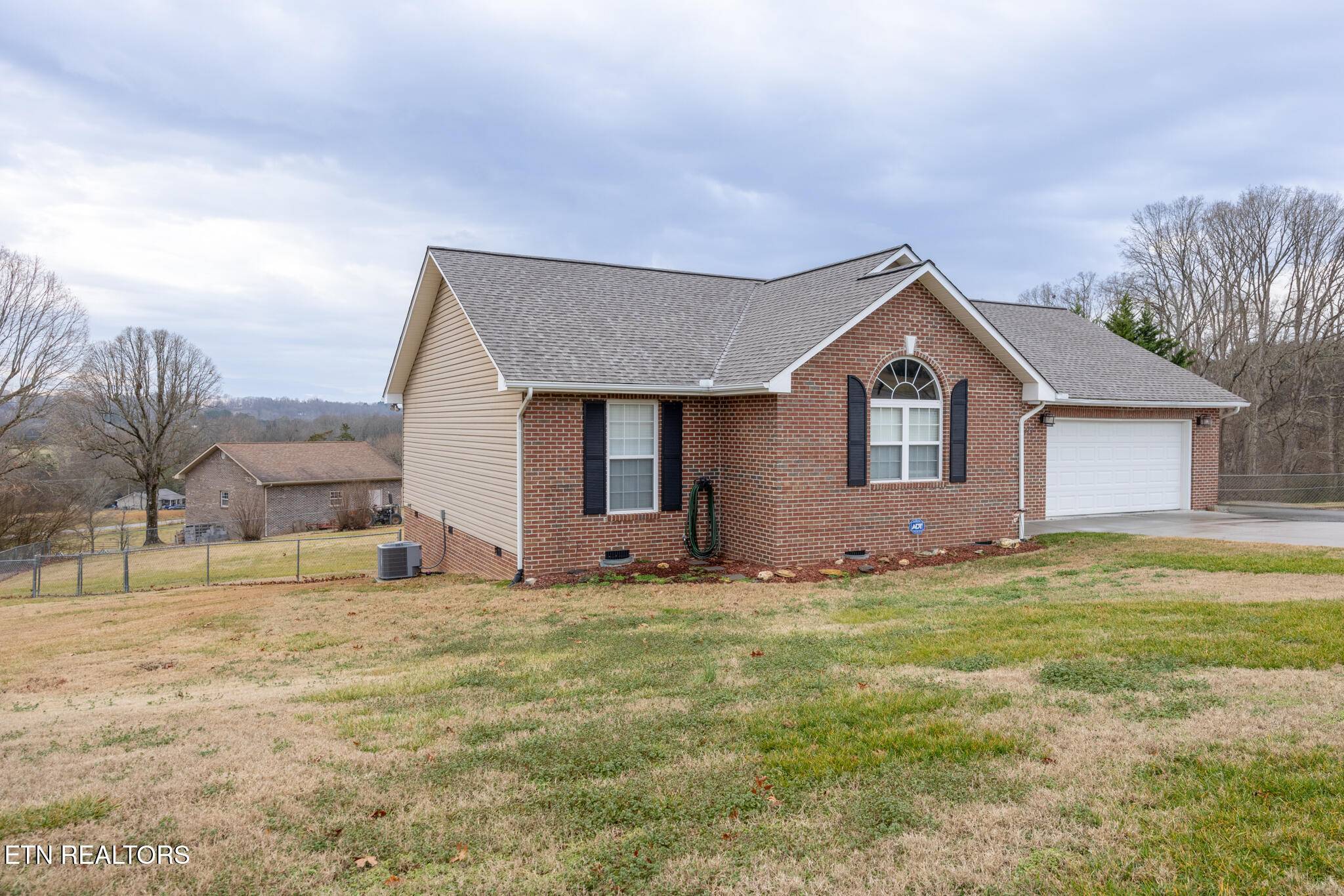 Madisonville, TN 37354,117 Uphill Dr